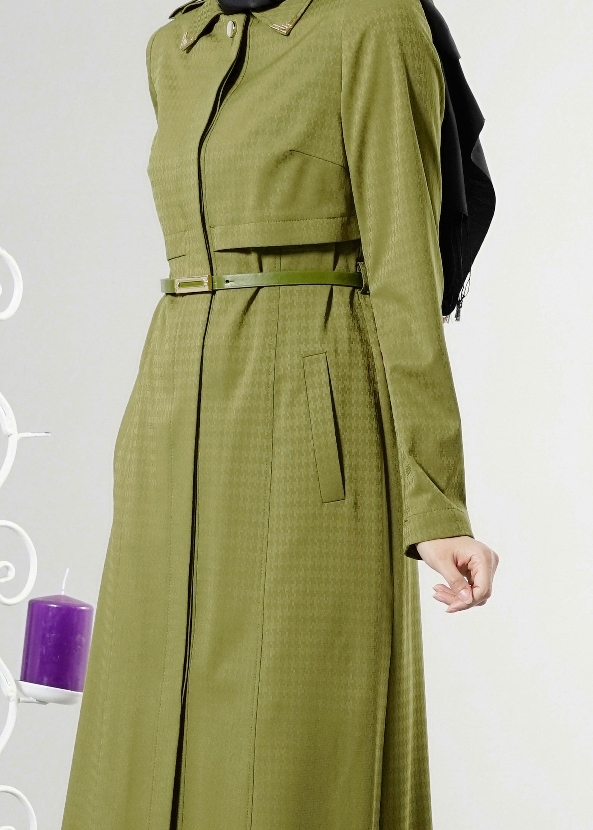 Tesettür giyim YEŞİL DÜĞME DETAYLI KAZAYAĞI DESEN PARDESÜ 1835 