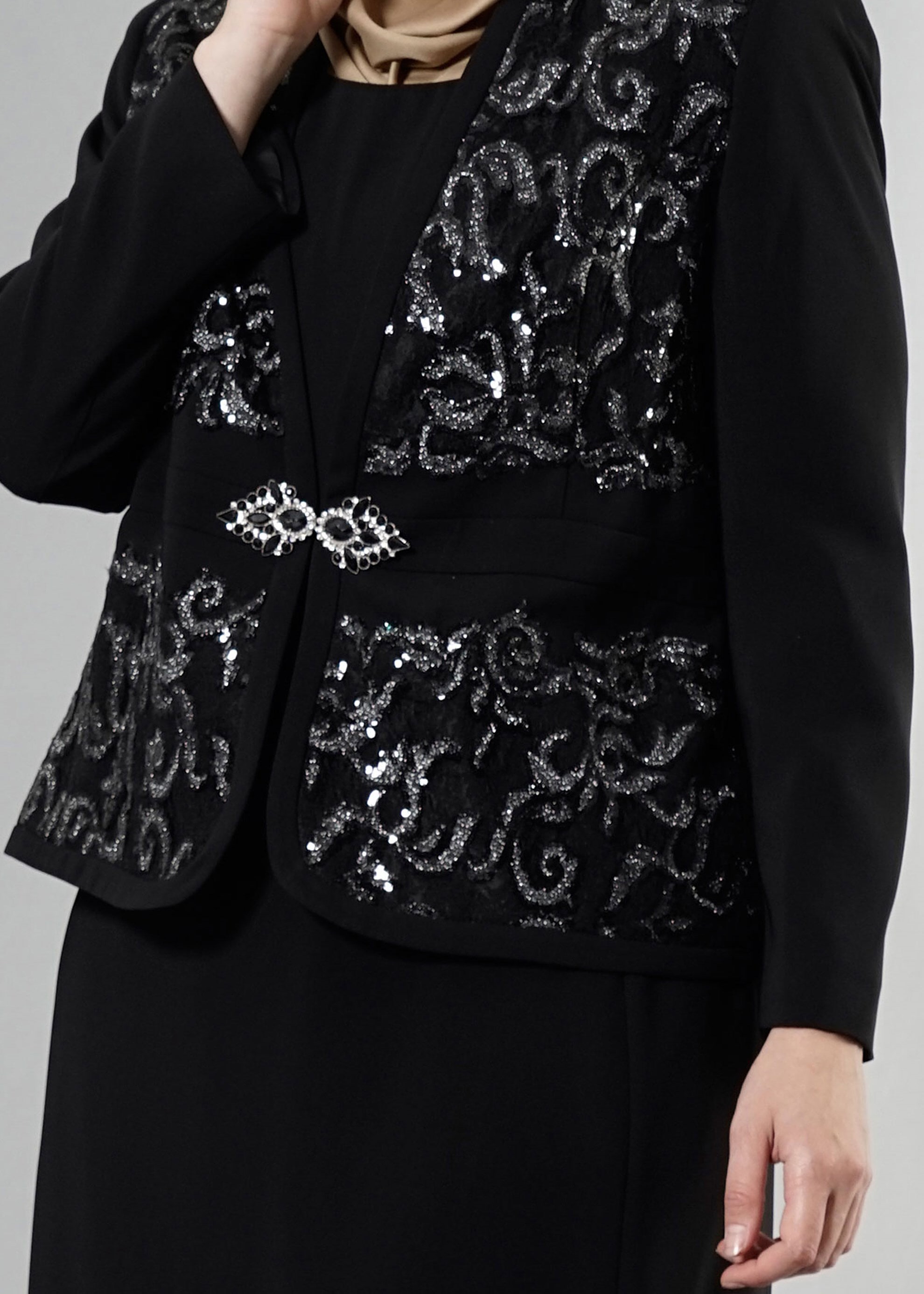 Hijab clothing BLACK 3234E Farah Tesettür 6288 3&prime;Lü Etekli Takım 42/48 TEK40