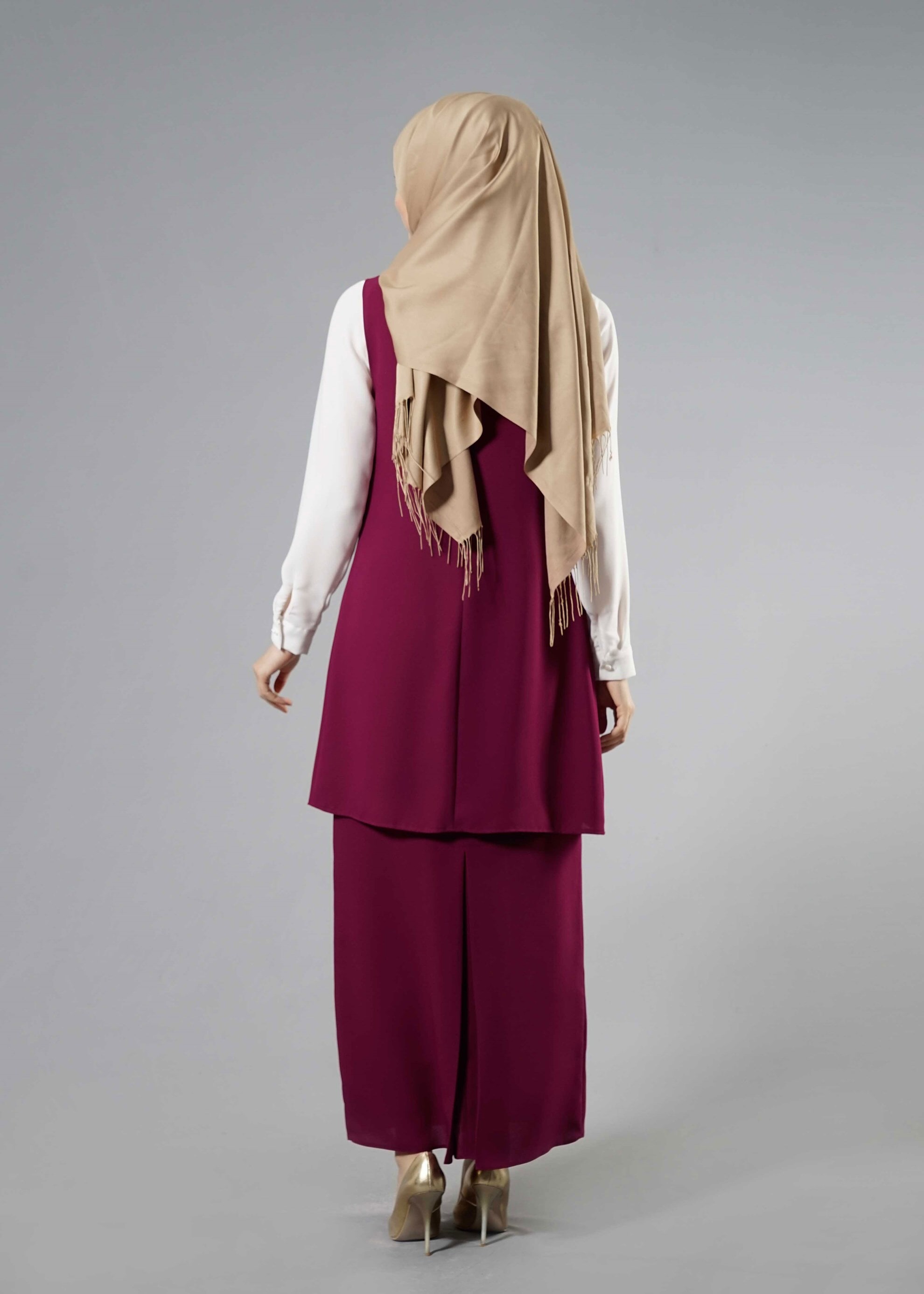 Tesettür giyim MOR 3291 Nil Crep Tesettür 3&prime;Lü Etekli Takım 38/46 TEK40