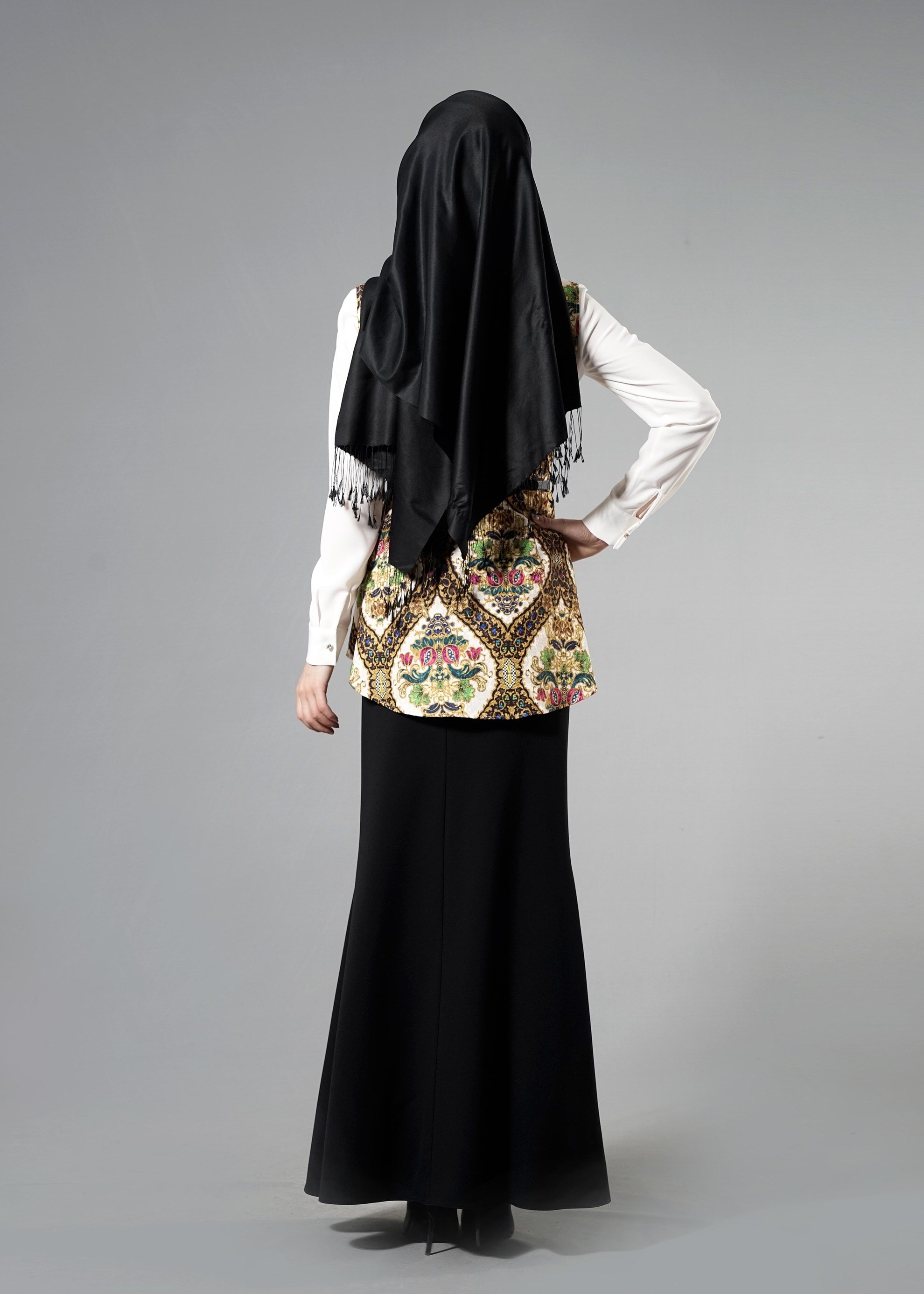 Tesettür giyim SİYAH 4508 Almina Tesettür 30011 3&prime;Lü Etekli Takım 38/44