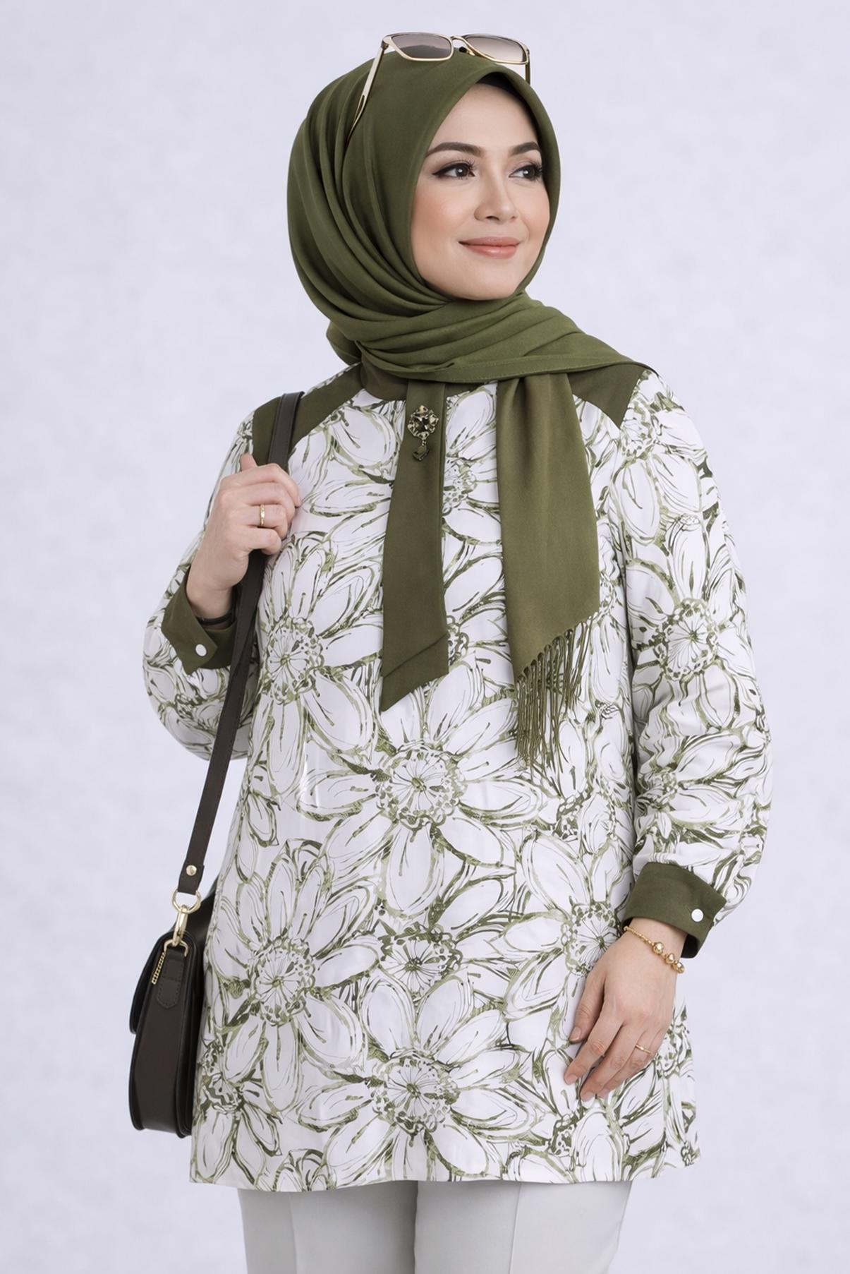 Tesettür giyim HAKİ BROŞ DETAYLI ÇİÇEKLİ TUNİK 2584 