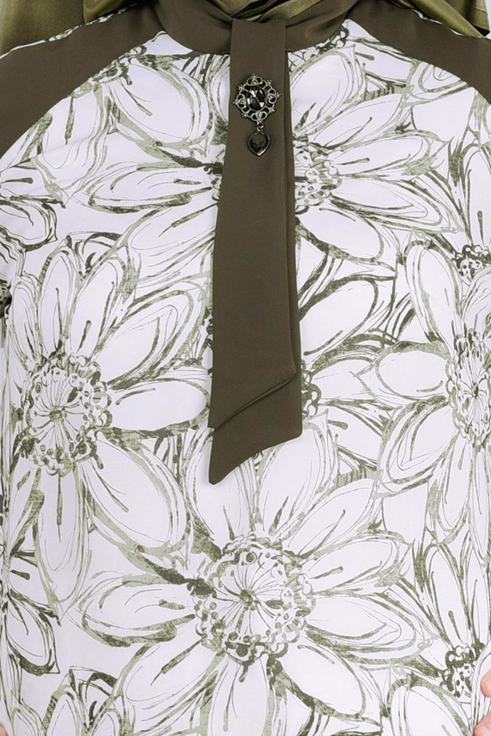 Tesettür giyim HAKİ BROŞ DETAYLI ÇİÇEKLİ TUNİK 2584 