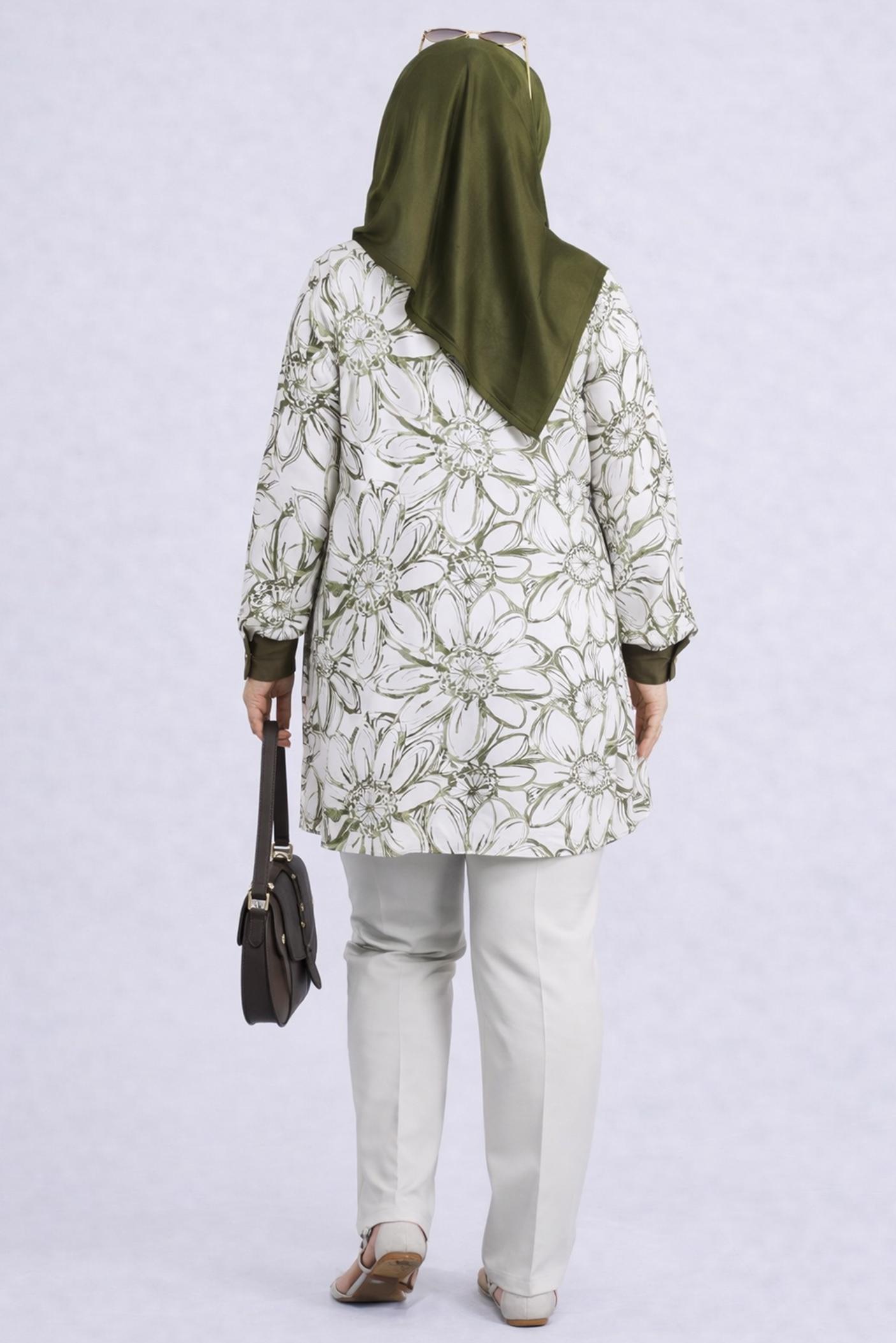 Tesettür giyim HAKİ BROŞ DETAYLI ÇİÇEKLİ TUNİK 2584 