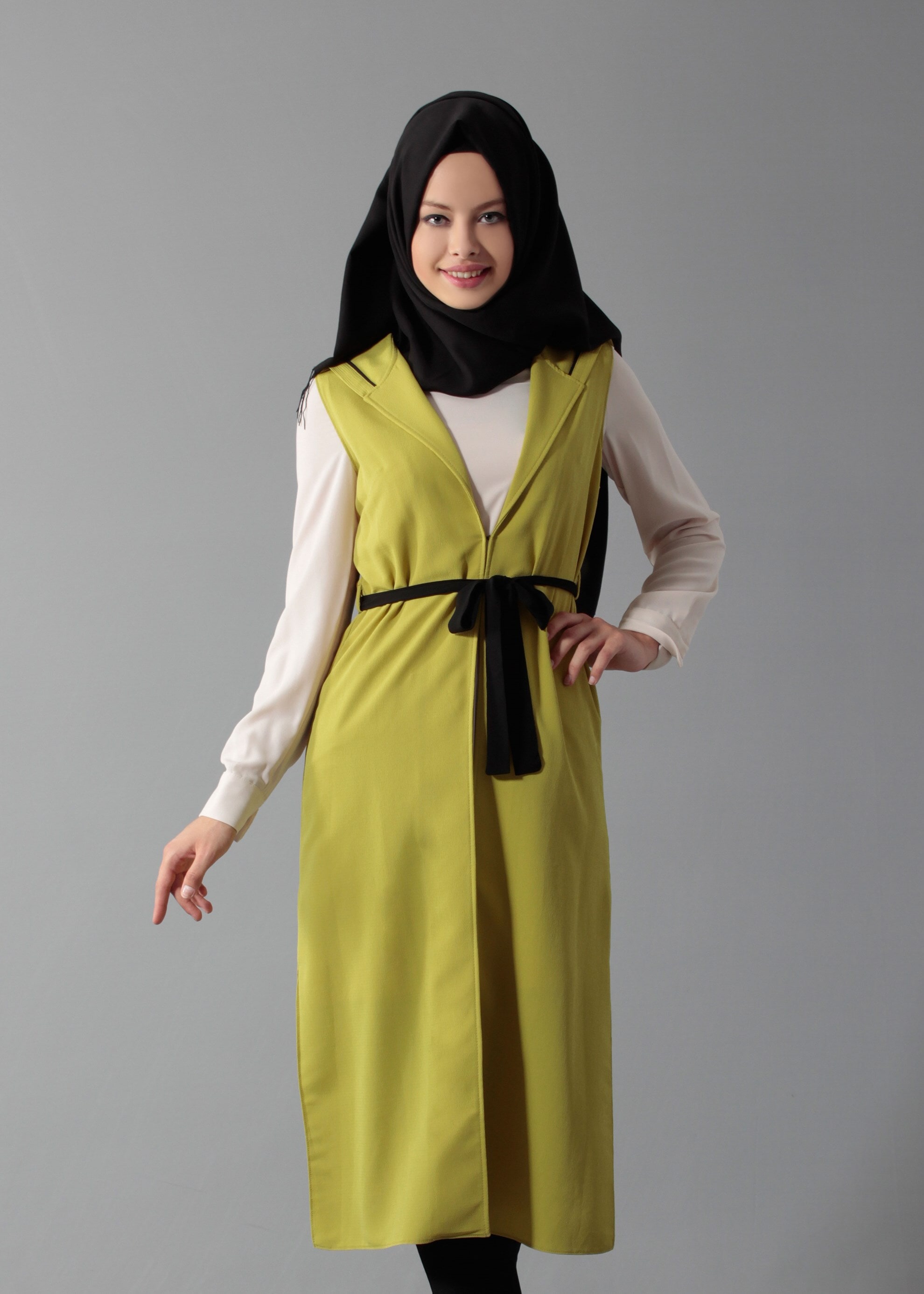 Tesettür giyim YEŞİL BELİ KUŞAKLI KAPÜŞONLU 2&prime;Lİ TUNİK 4450 