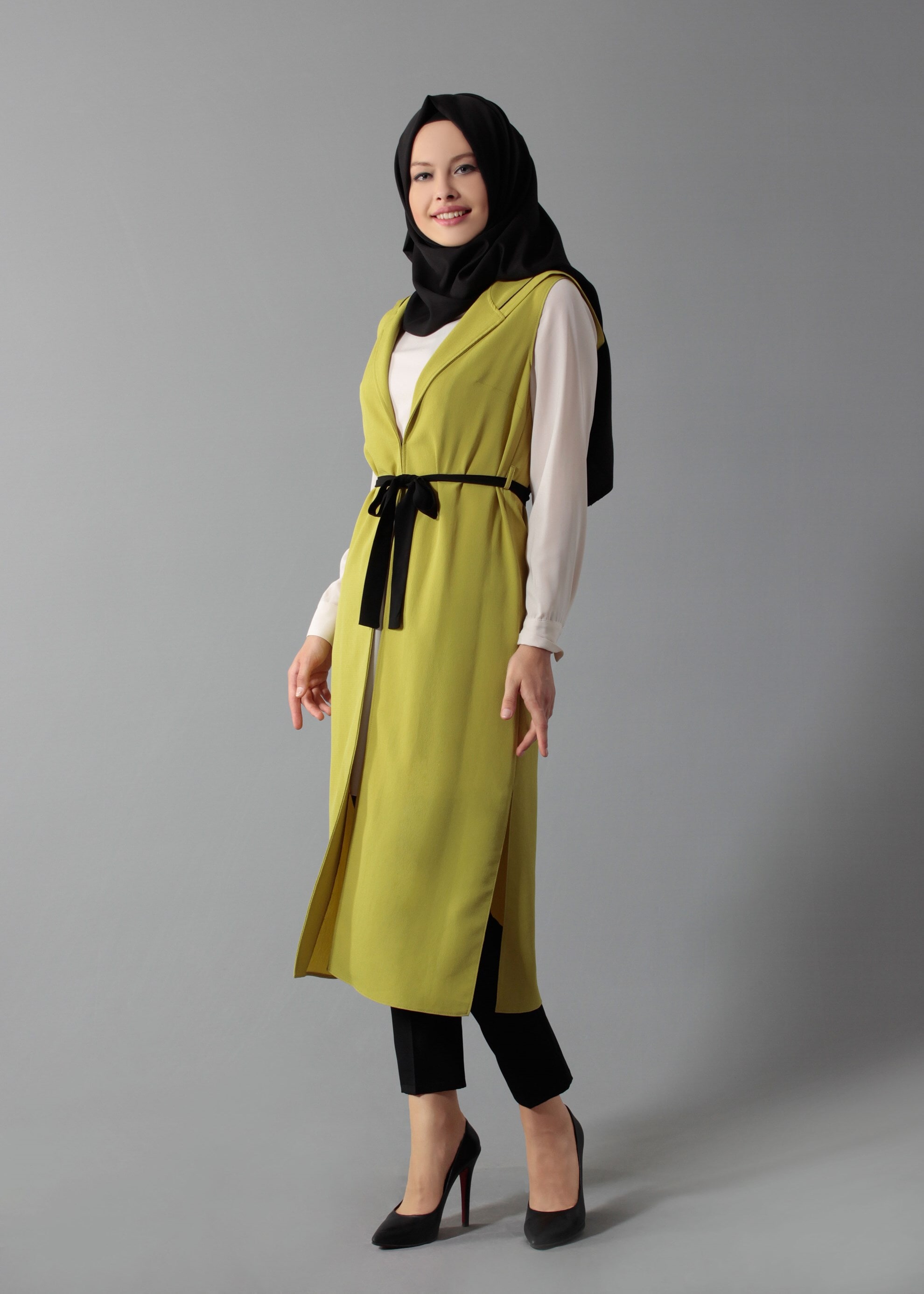 Tesettür giyim YEŞİL BELİ KUŞAKLI KAPÜŞONLU 2&prime;Lİ TUNİK 4450 