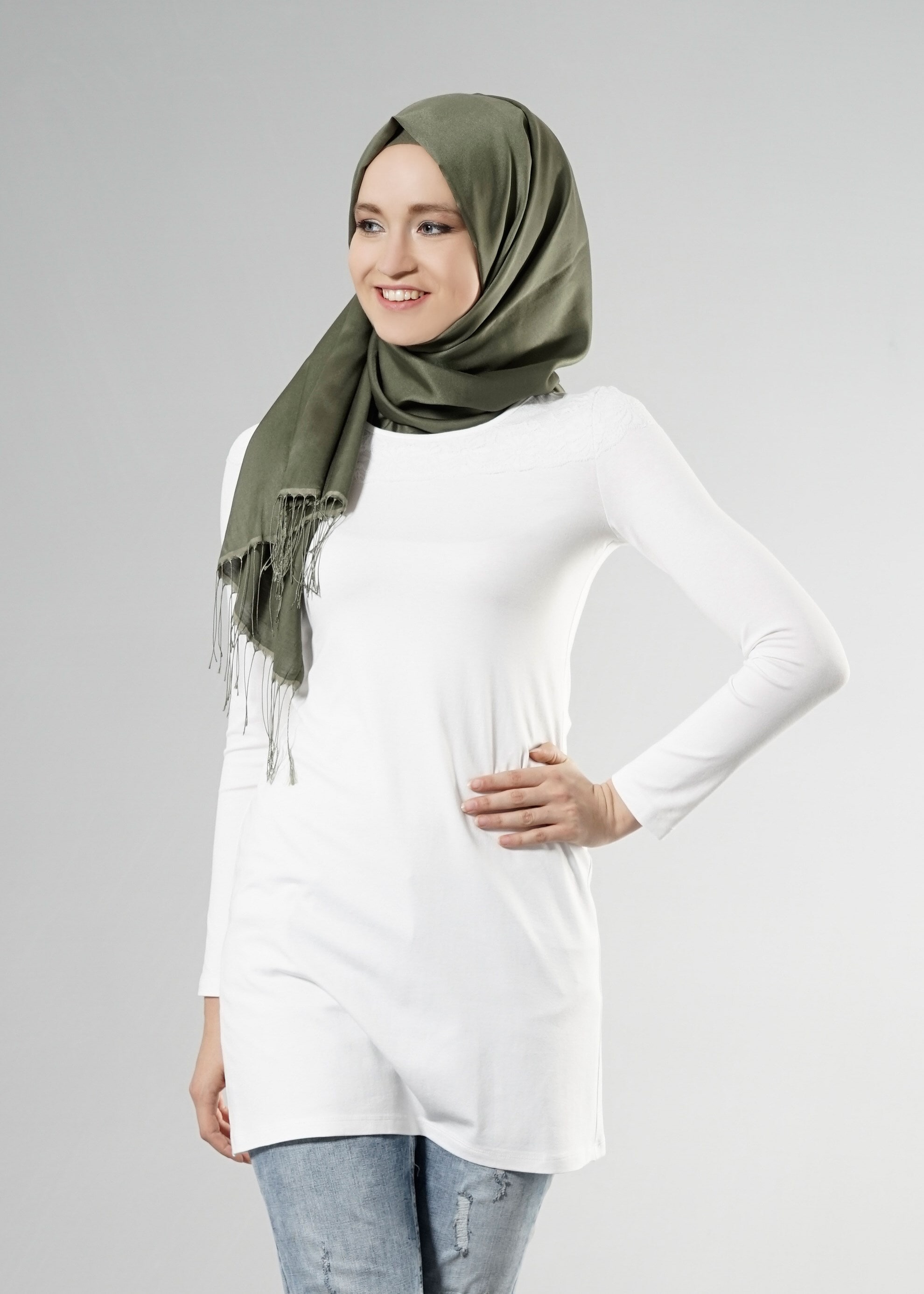 Tesettür giyim BEYAZ 4555 New Viscon Lycra Tesettür Tunik 38/46
