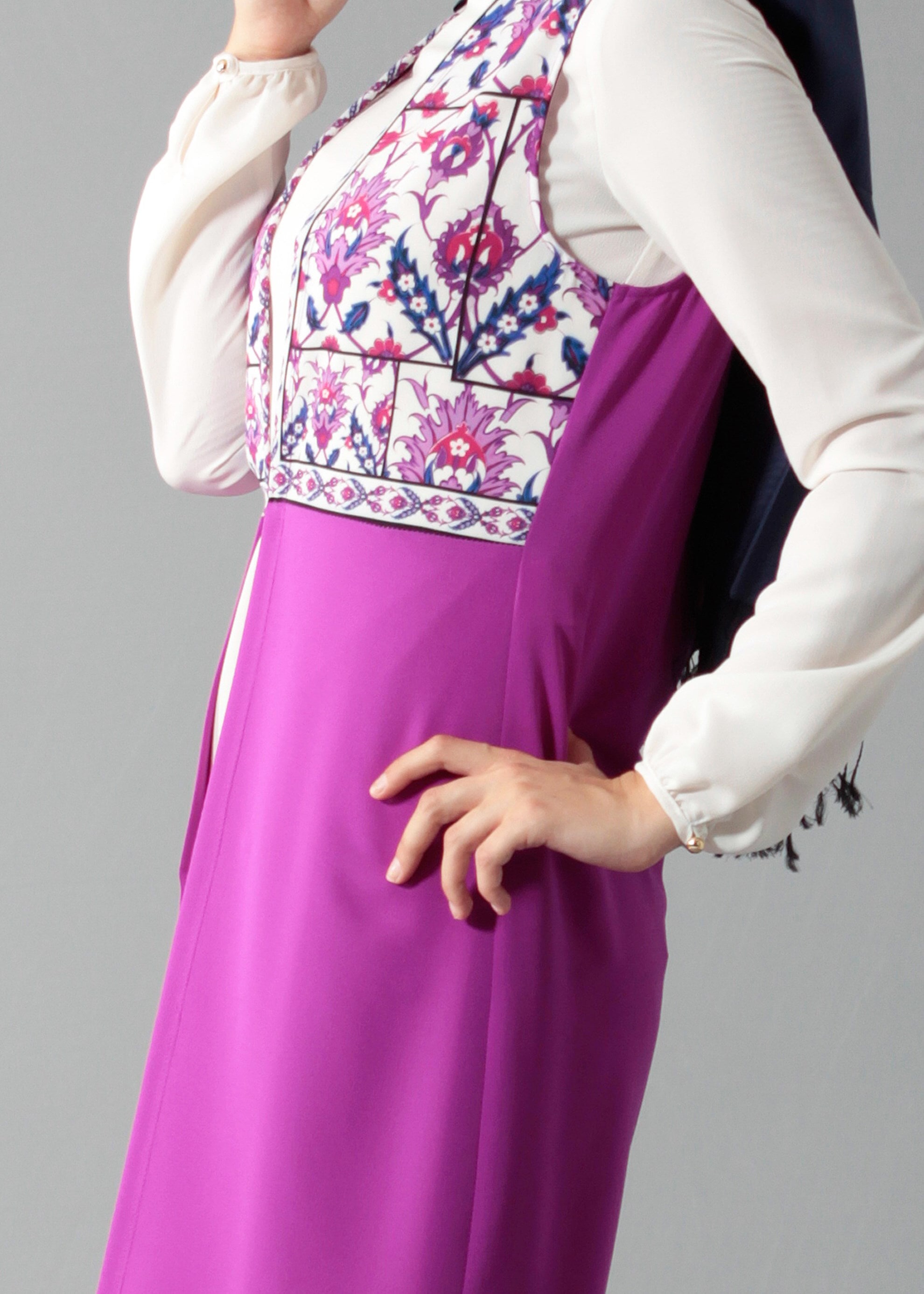 Tesettür giyim MOR DESENLİ YELEKLİ TUNİK 4670