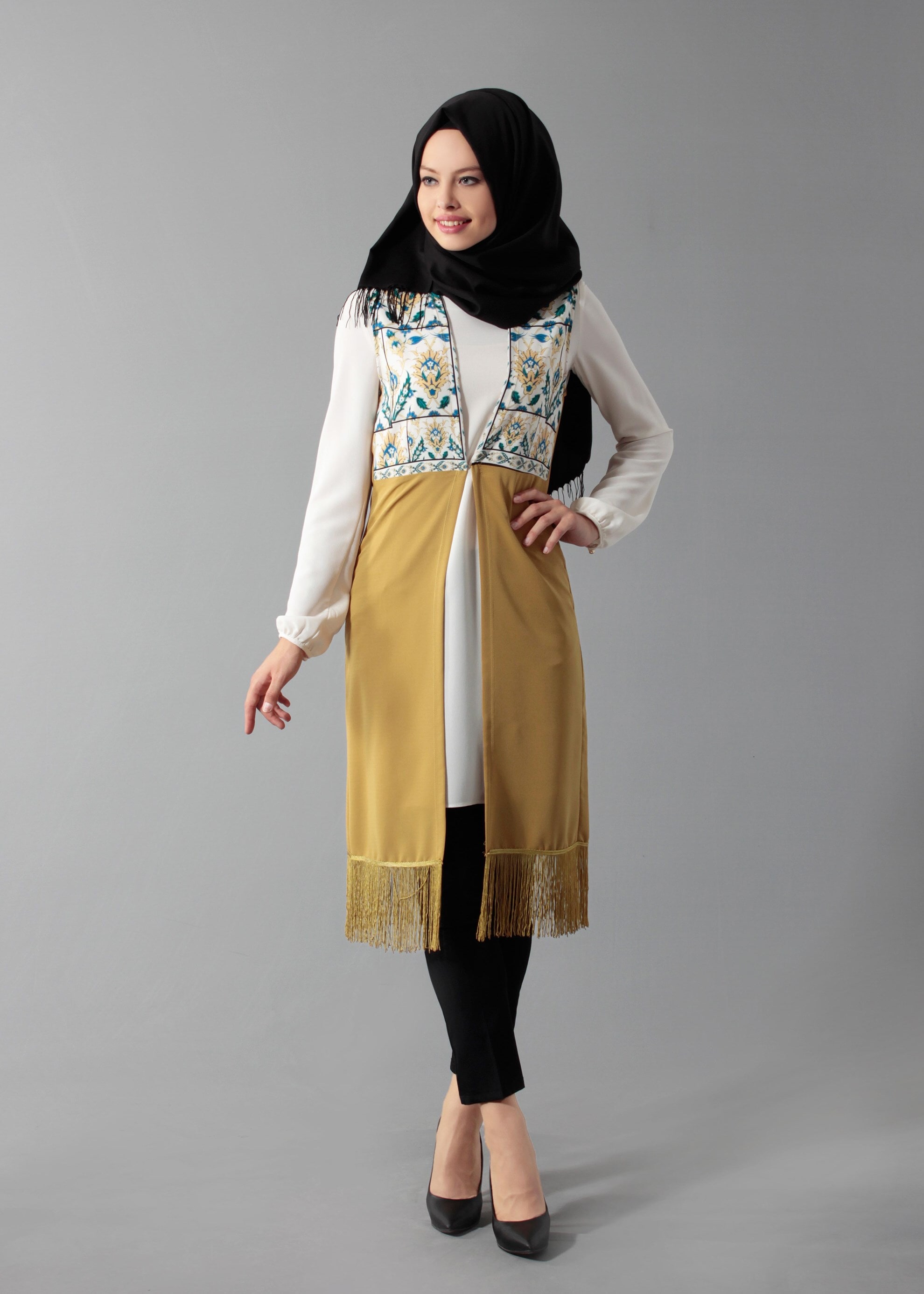 Tesettür giyim SARI DESENLİ YELEKLİ TUNİK 4670