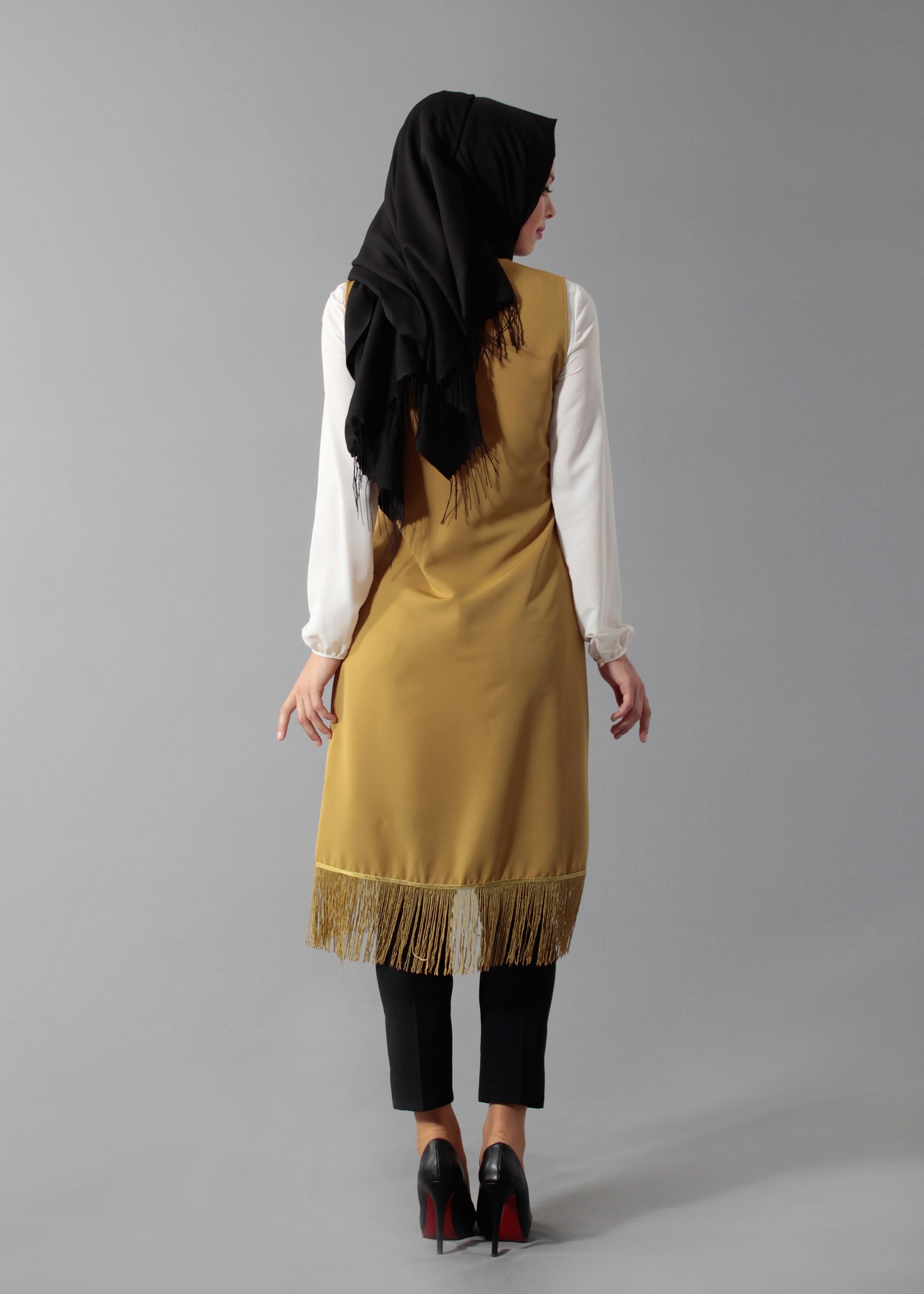 Tesettür giyim SARI DESENLİ YELEKLİ TUNİK 4670