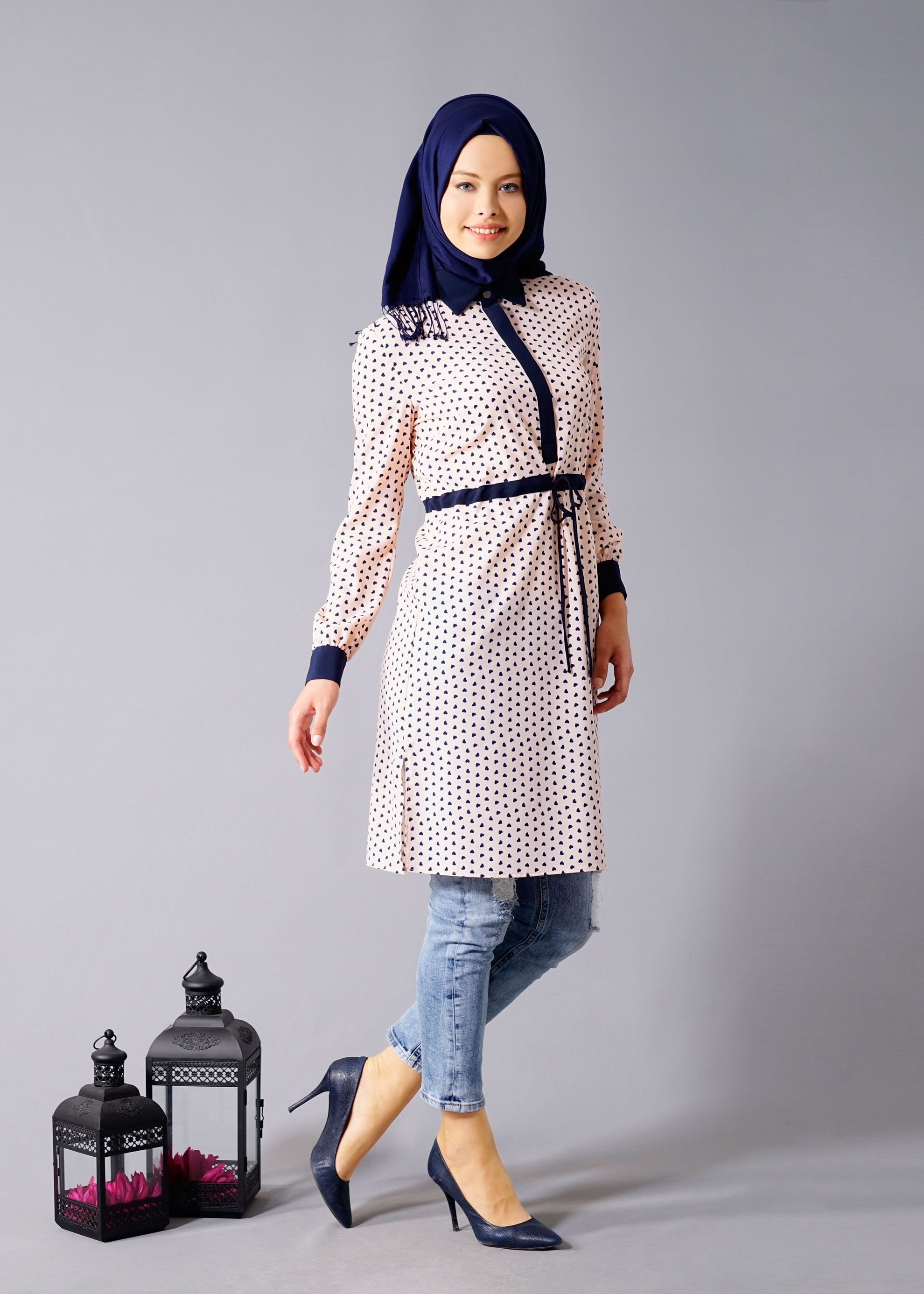 Tesettür giyim PUDRA PUANTİYELİ TUNİK  4679