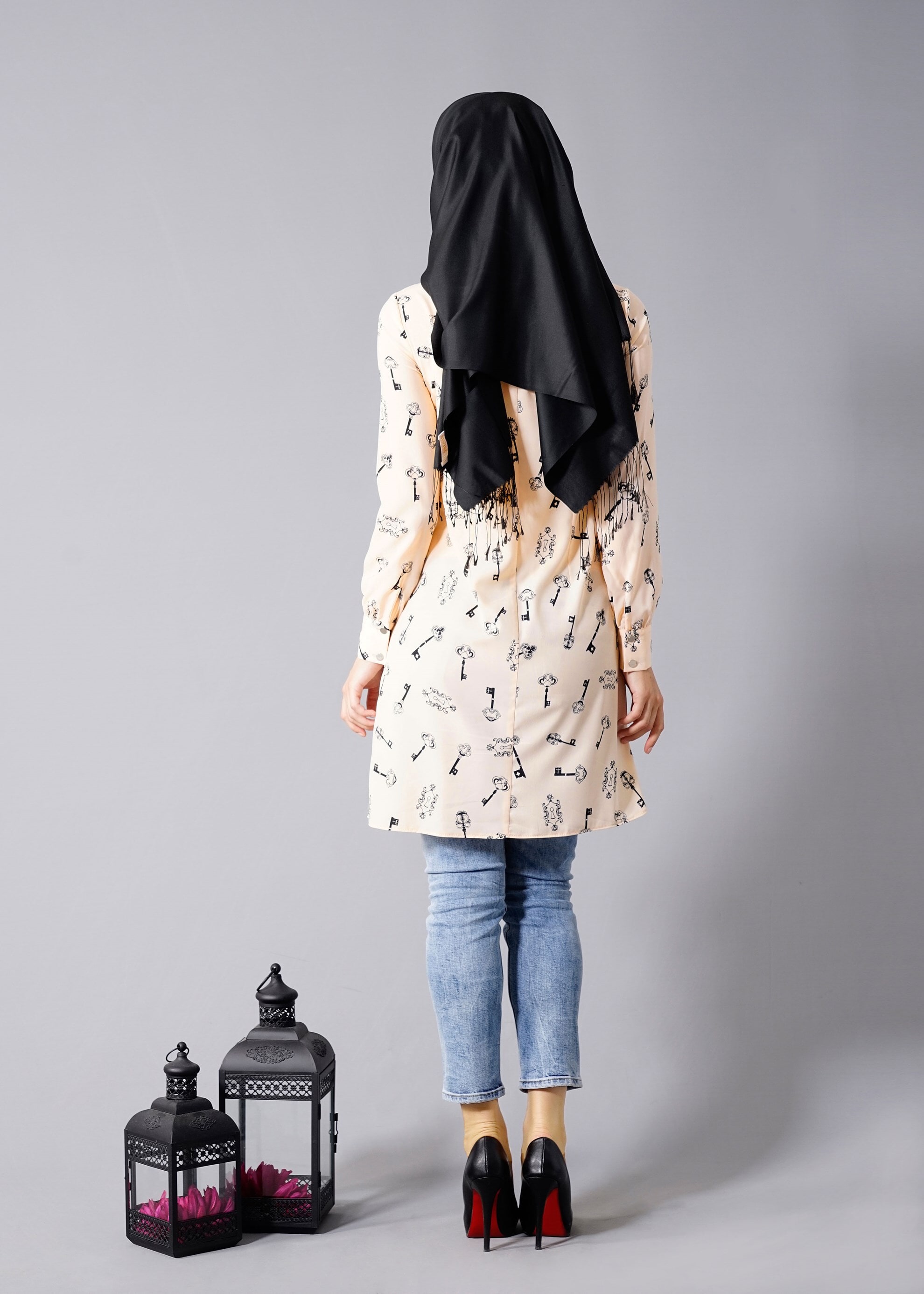 Tesettür giyim PUDRA DESENLİ FERMUARLI TUNİK 4685 