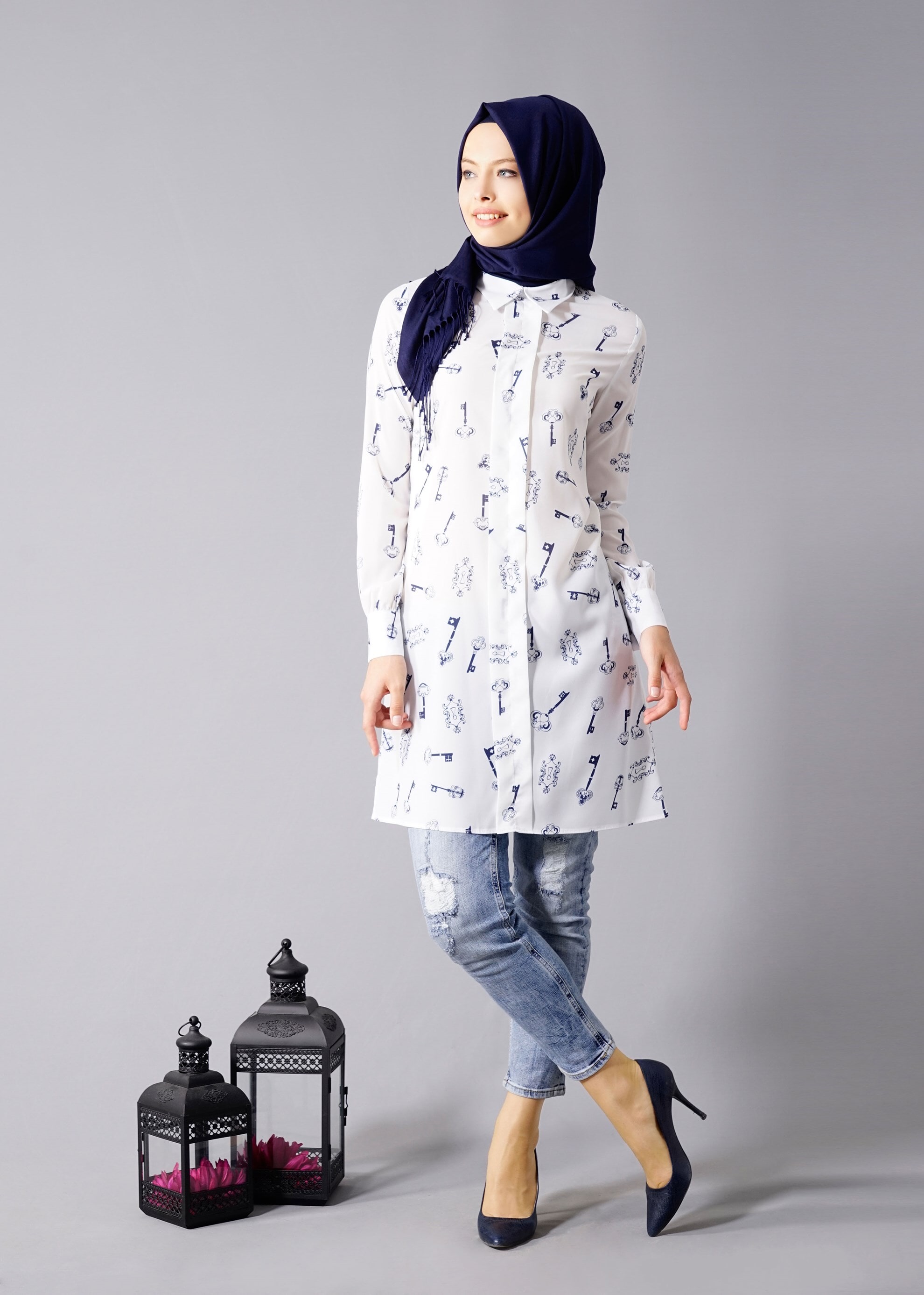 Tesettür giyim BEJ DESENLİ FERMUARLI TUNİK 4685 