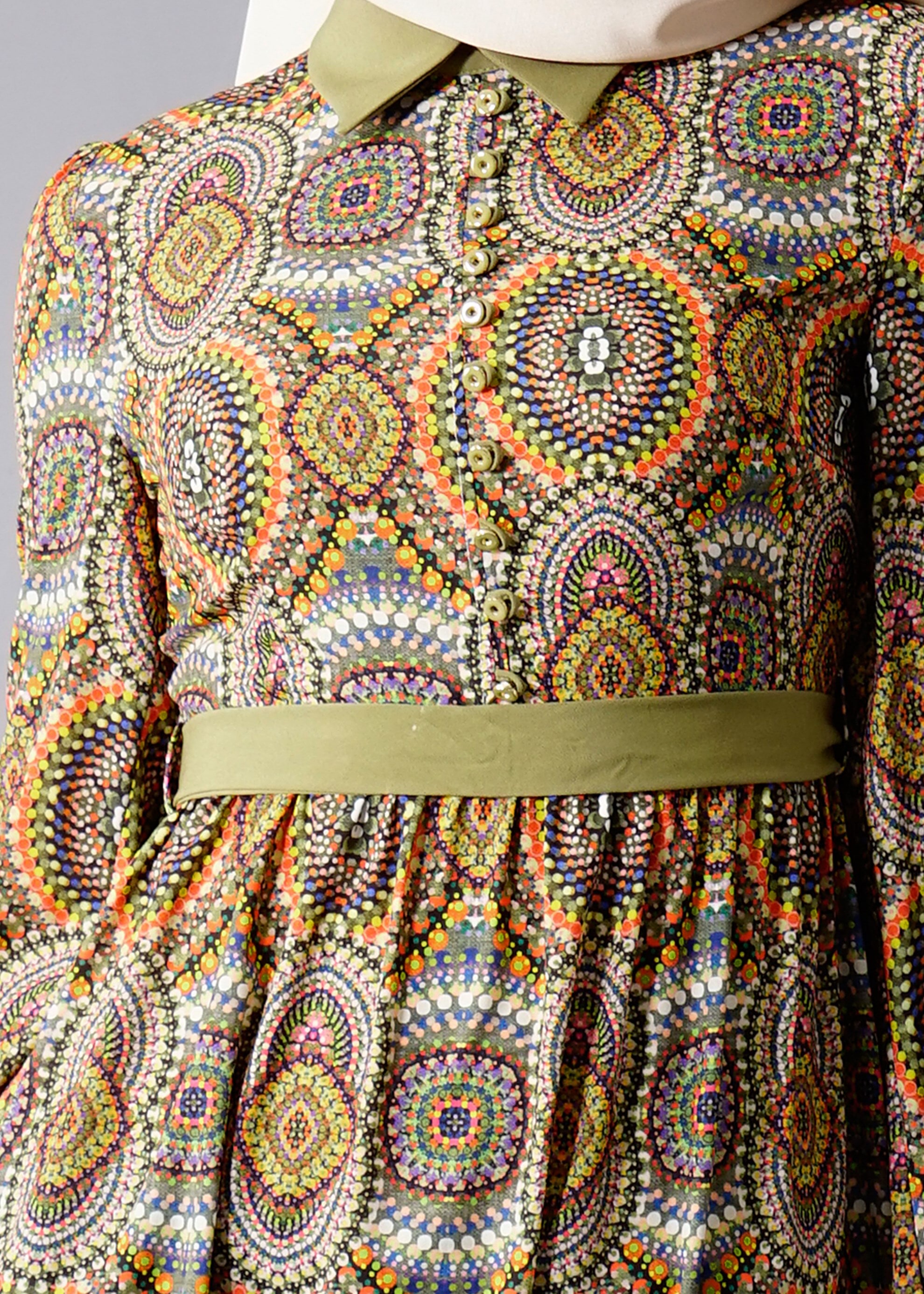 Tesettür giyim HAKİ ETNİK DESENLİ DÜĞME DETAYLI TUNİK 4692