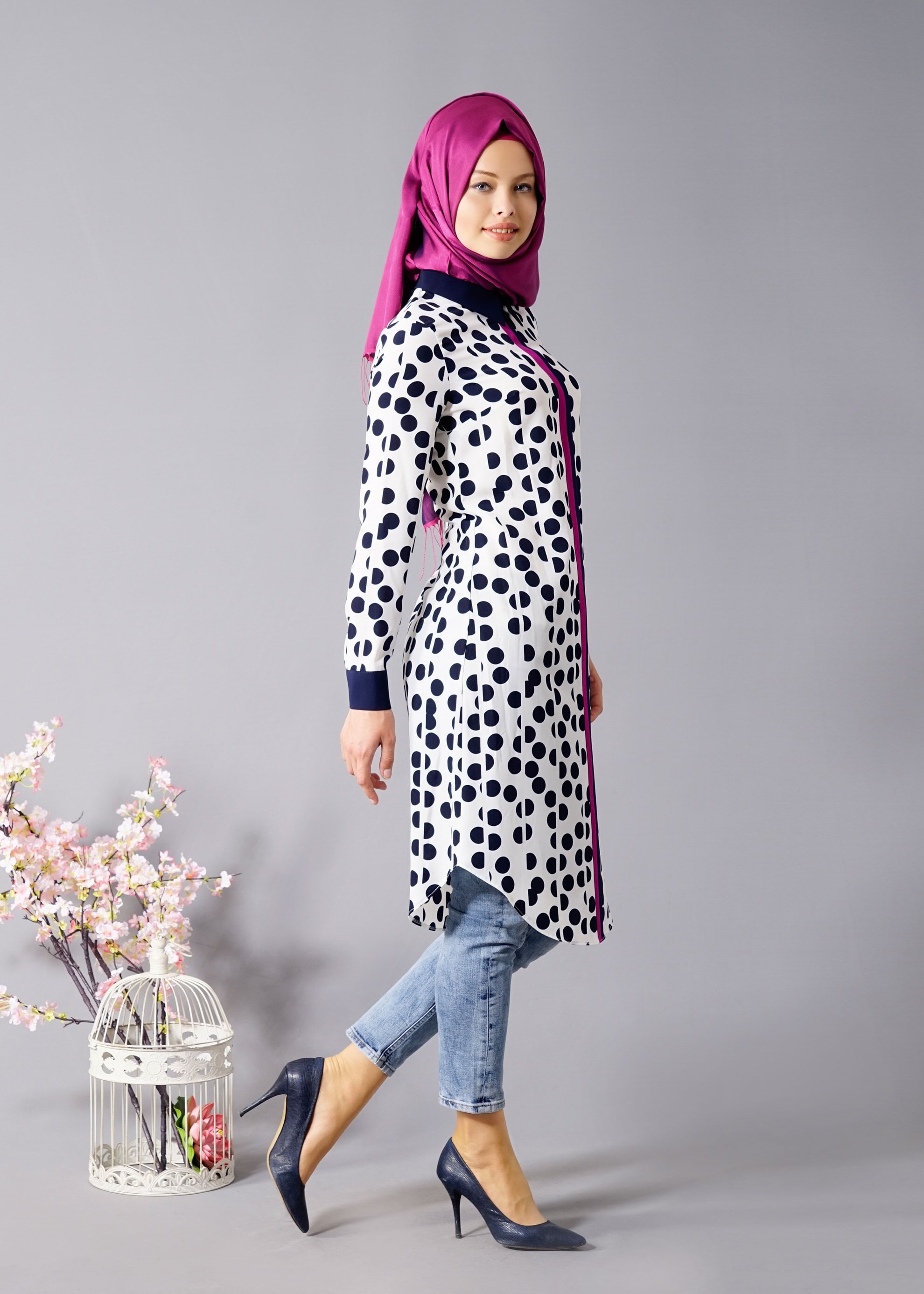 Tesettür giyim LACİVERT DESENLİ GÖMLEK YAKA TUNİK 4693 