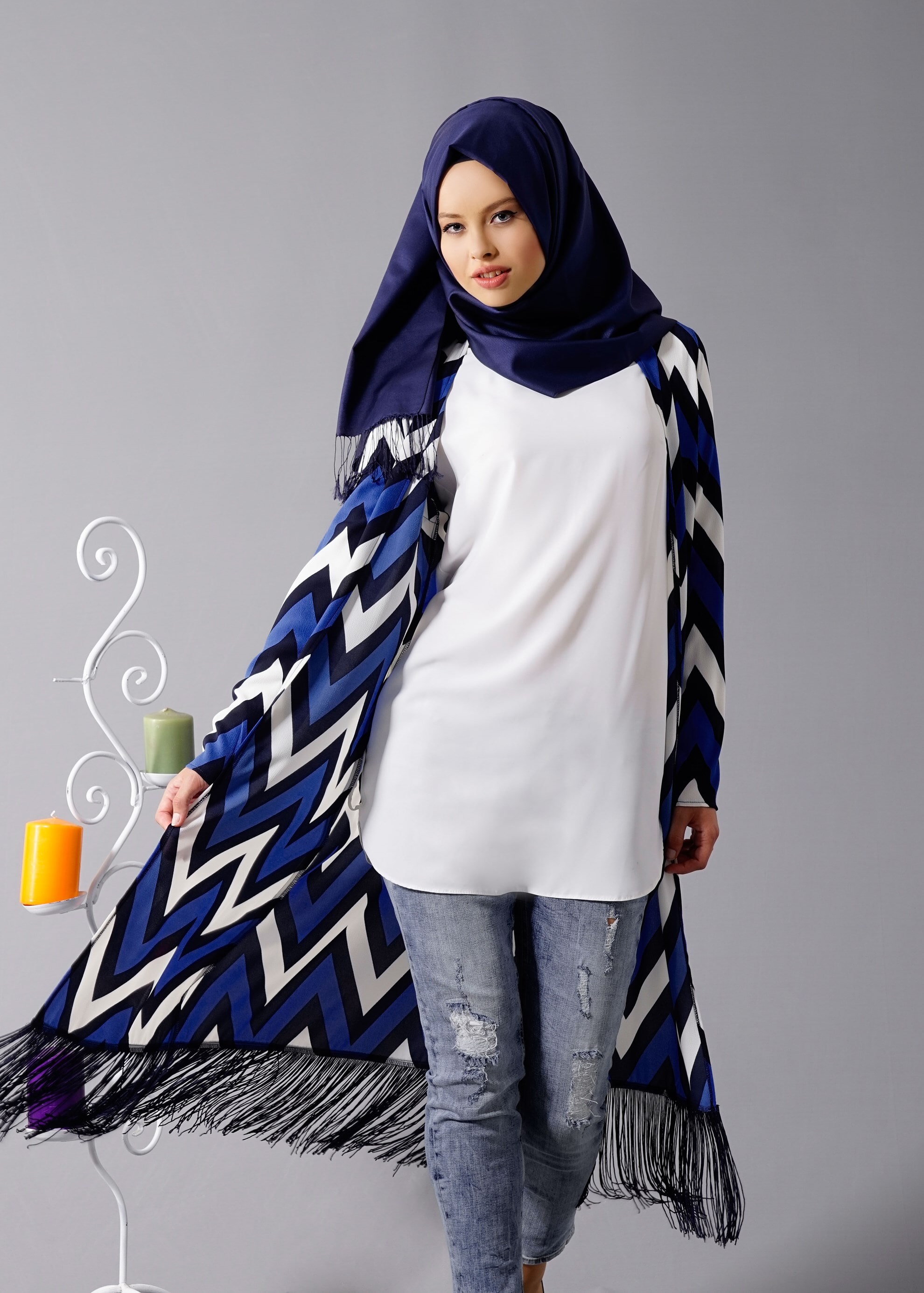 Tesettür giyim LACİVERT DESENLİ PÜSKÜLLÜ TUNİK 4696