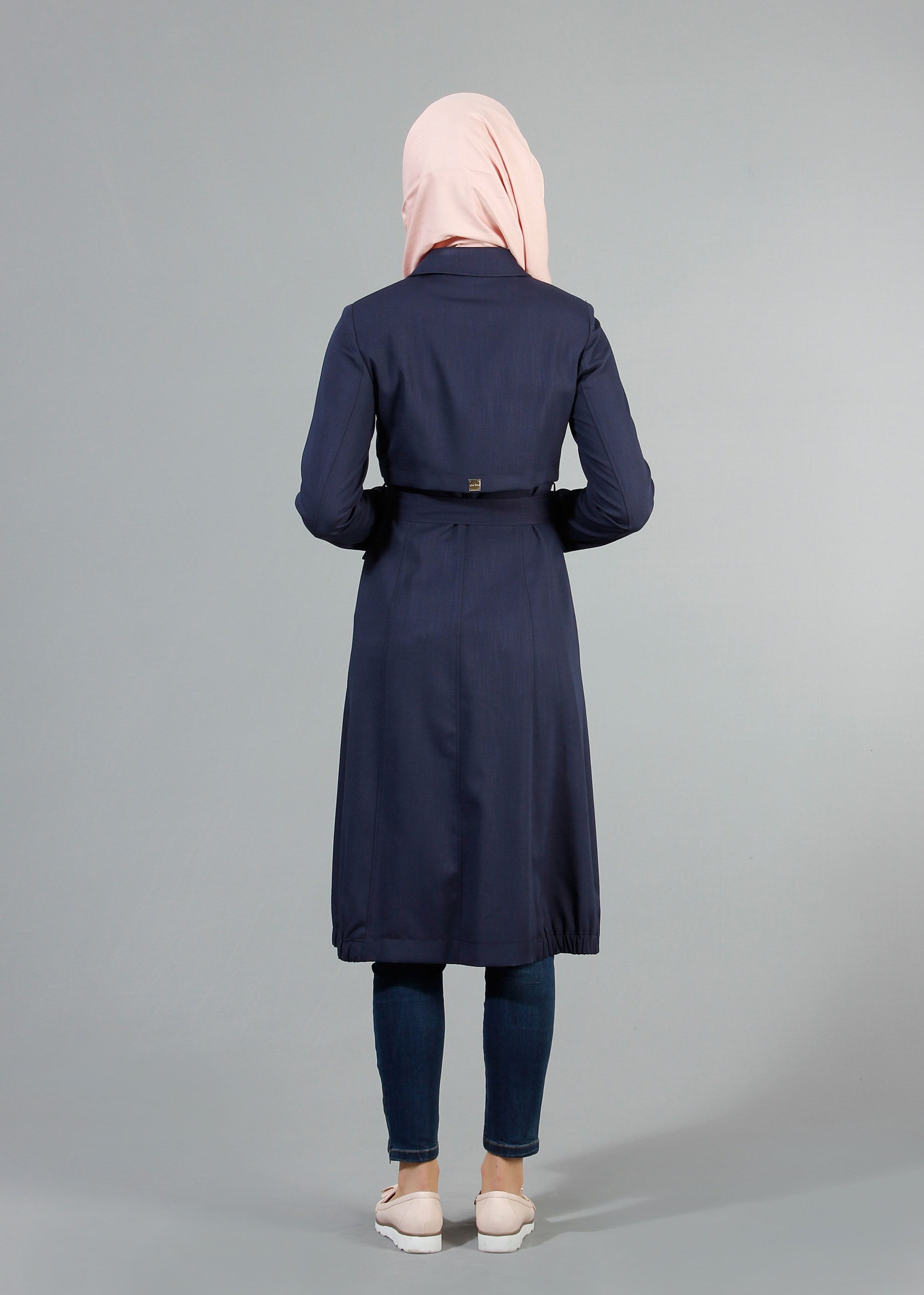 Tesettür giyim LACİVERT DÜĞMELİ CEPLİ KUŞAKLI TRENÇKOT 1744 