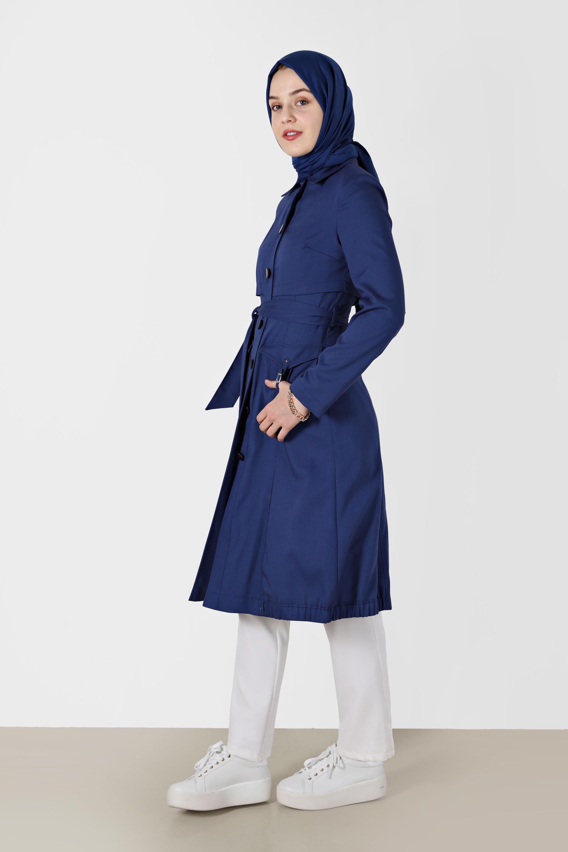 Tesettür giyim LACİVERT DÜĞMELİ CEPLİ KUŞAKLI TRENÇKOT 1744 