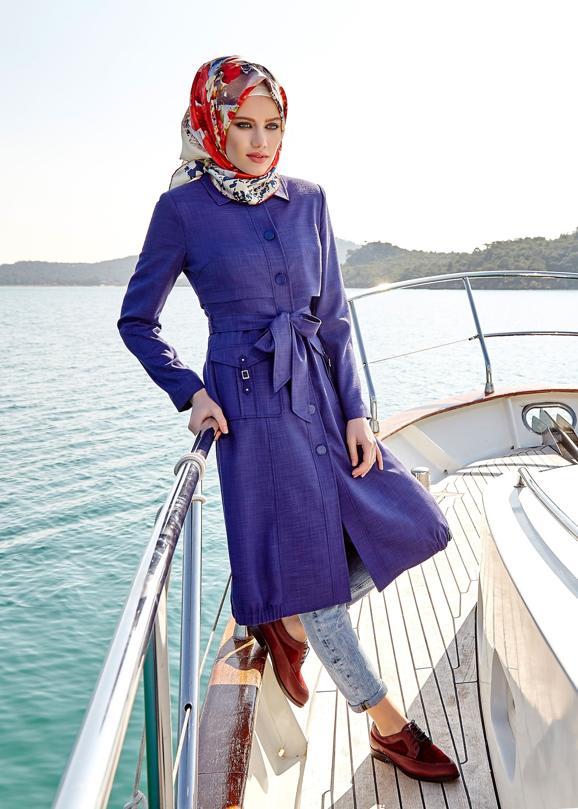 Tesettür giyim LACİVERT DÜĞMELİ CEPLİ KUŞAKLI TRENÇKOT 1744 