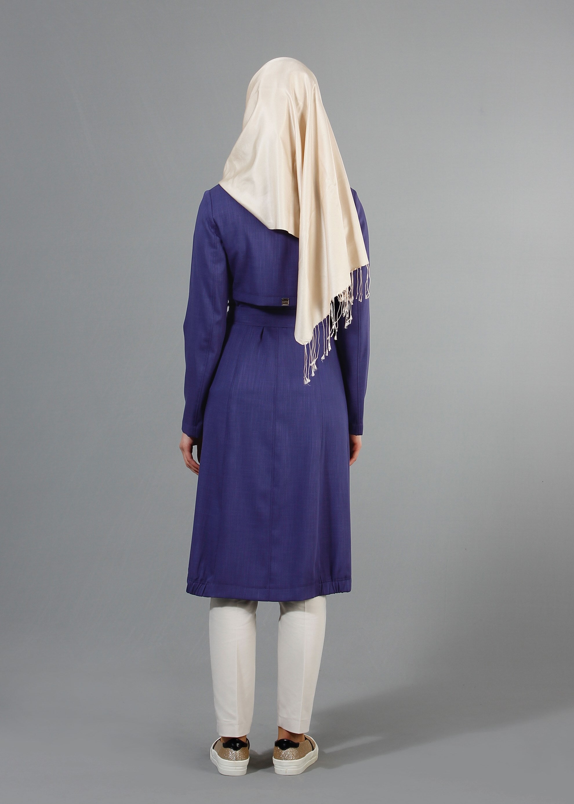 Tesettür giyim LACİVERT DÜĞMELİ CEPLİ KUŞAKLI TRENÇKOT 1744 