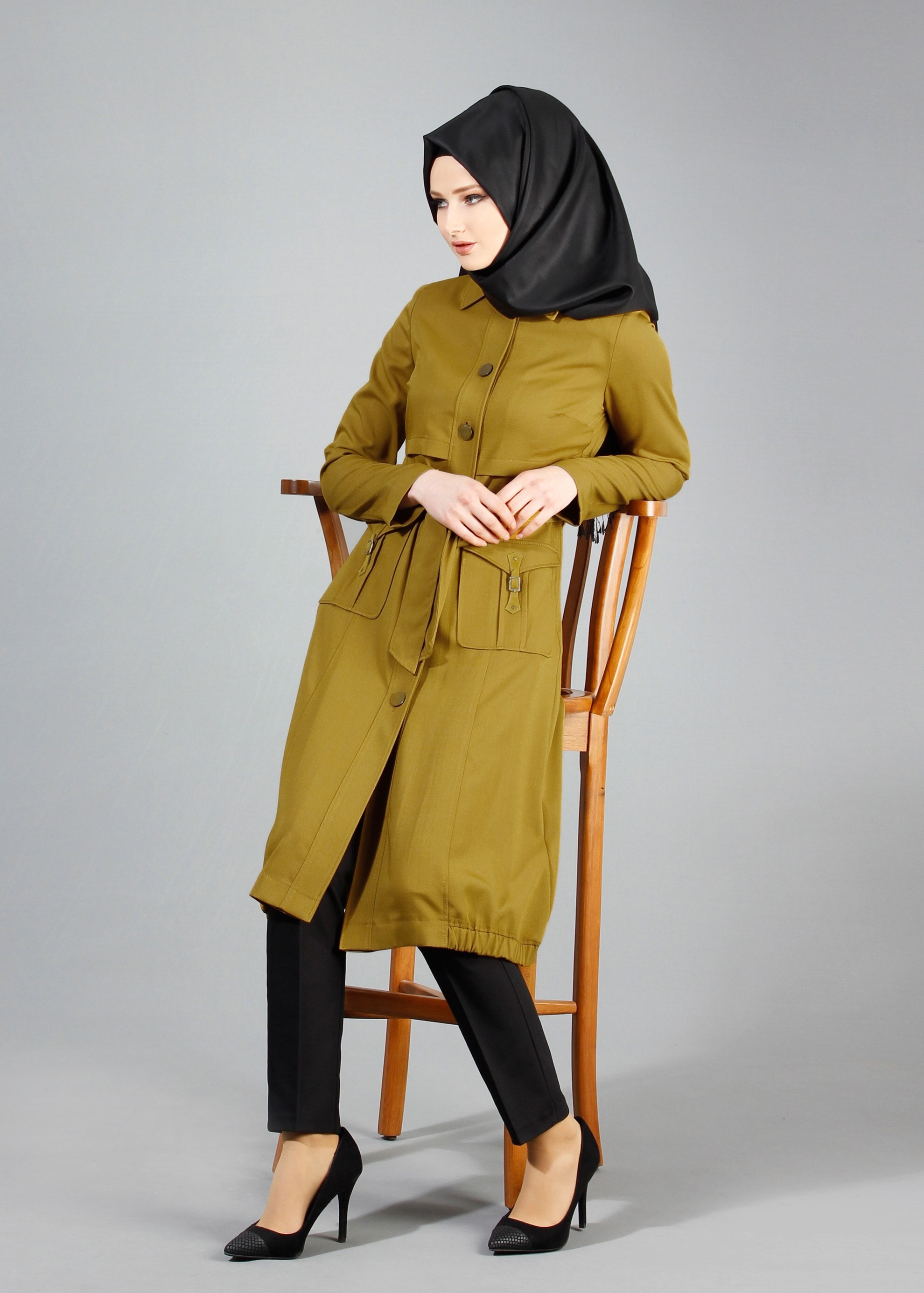 Tesettür giyim YEŞİL DÜĞMELİ CEPLİ KUŞAKLI TRENÇKOT 1744 
