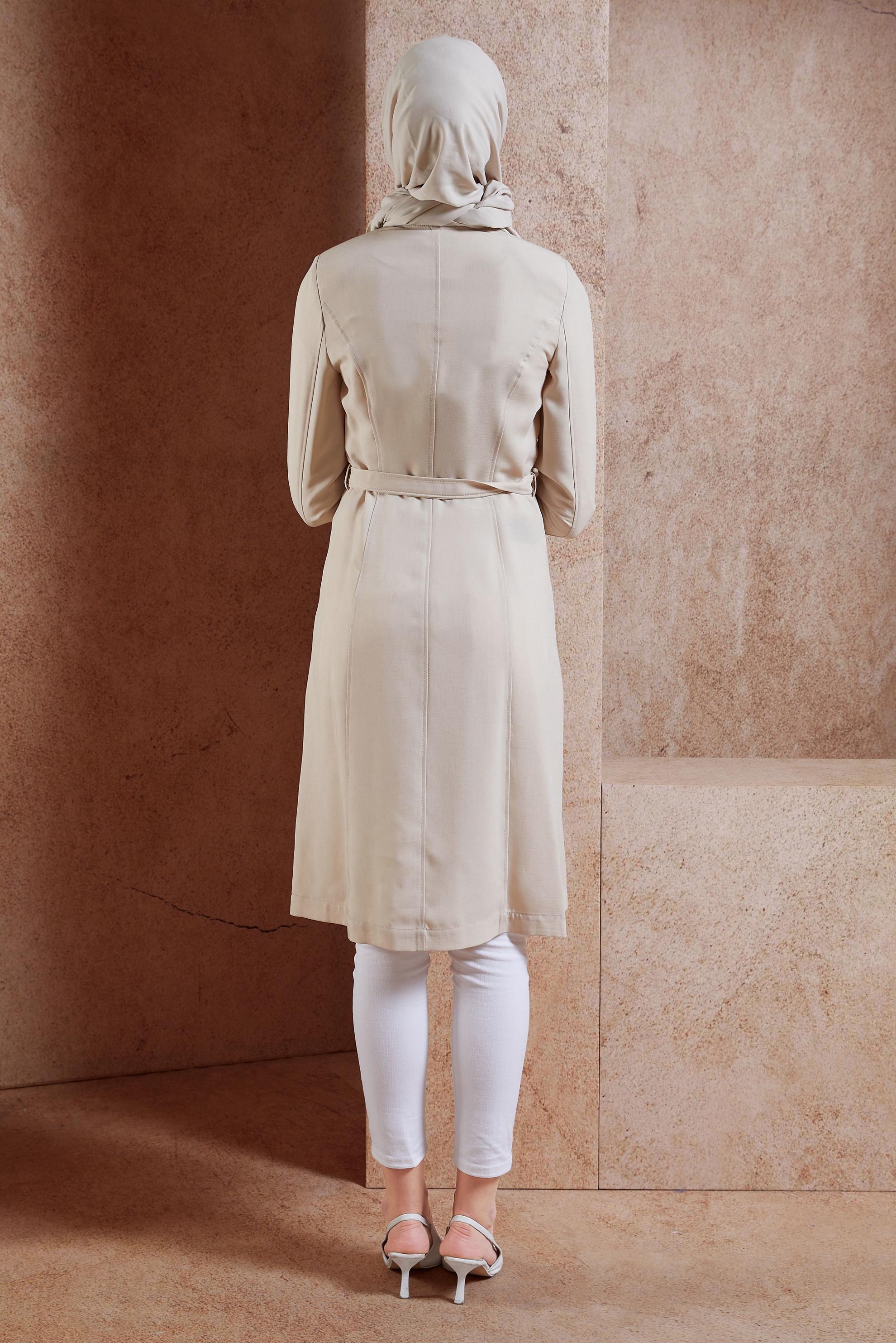 Tesettür giyim BEJ BAĞCIK DETAYLI TRENÇKOT 1785