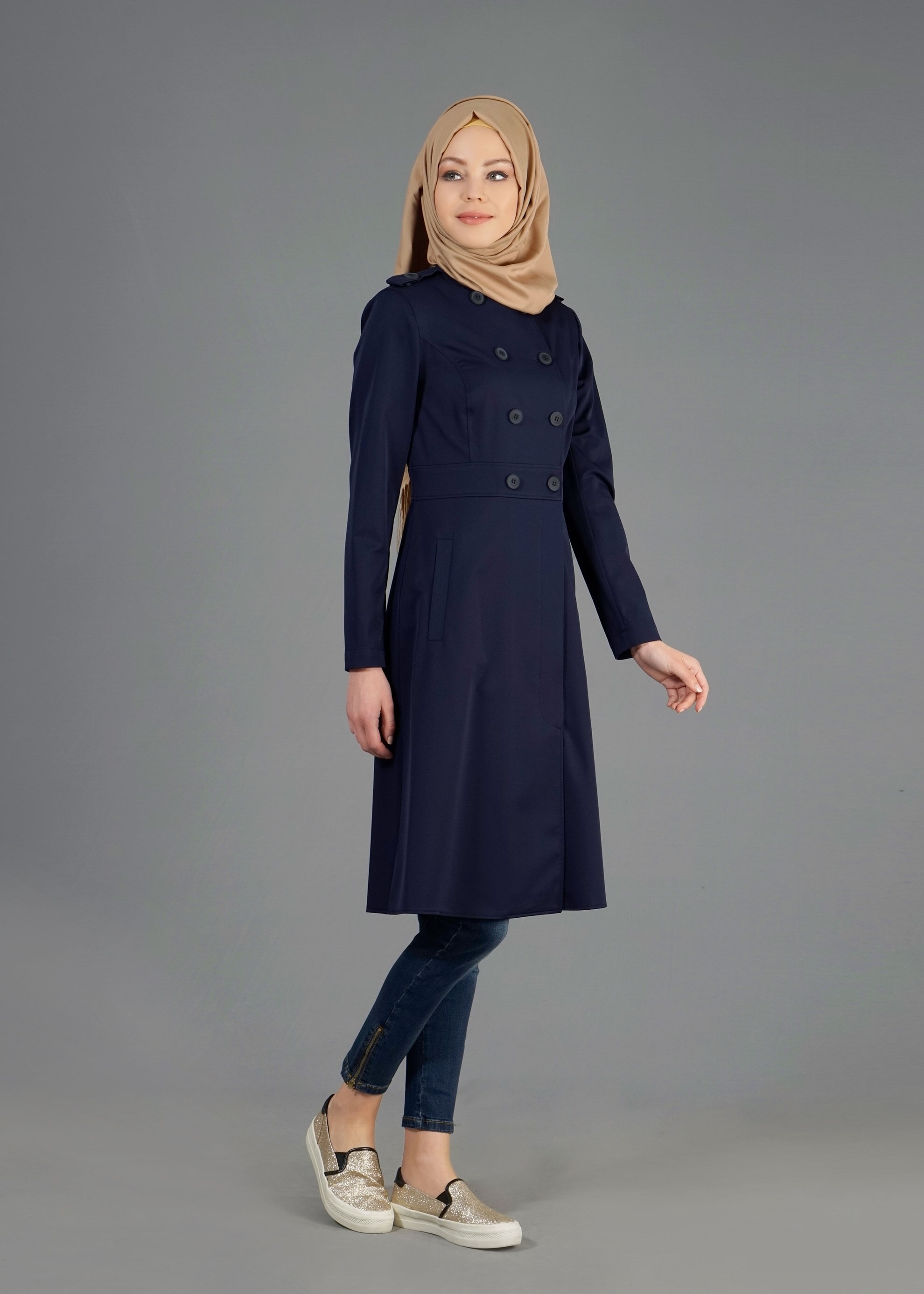 Tesettür giyim LACİVERT DÜĞMELİ CEPLİ TRENÇKOT 1810 