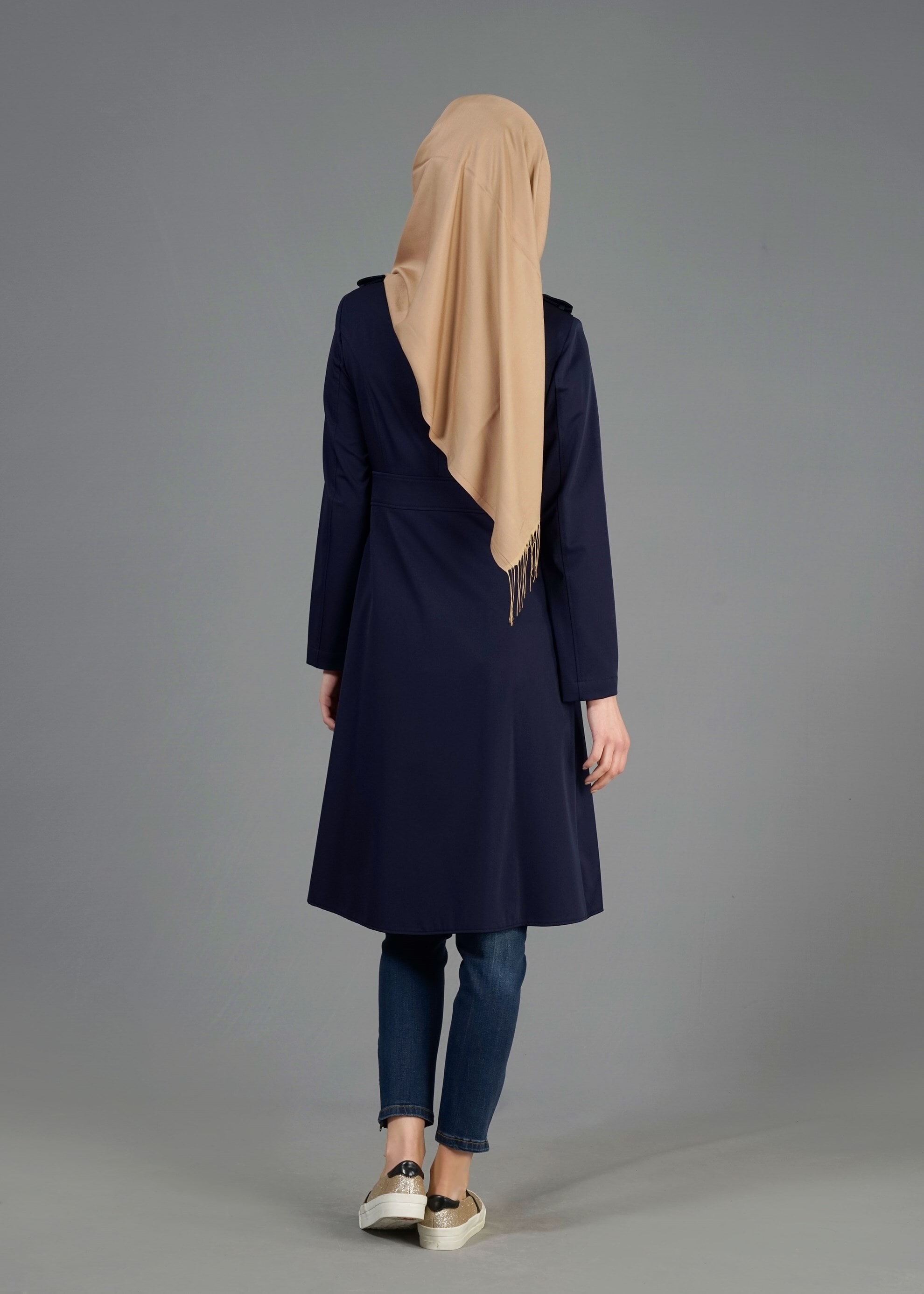 Tesettür giyim LACİVERT DÜĞMELİ CEPLİ TRENÇKOT 1810 