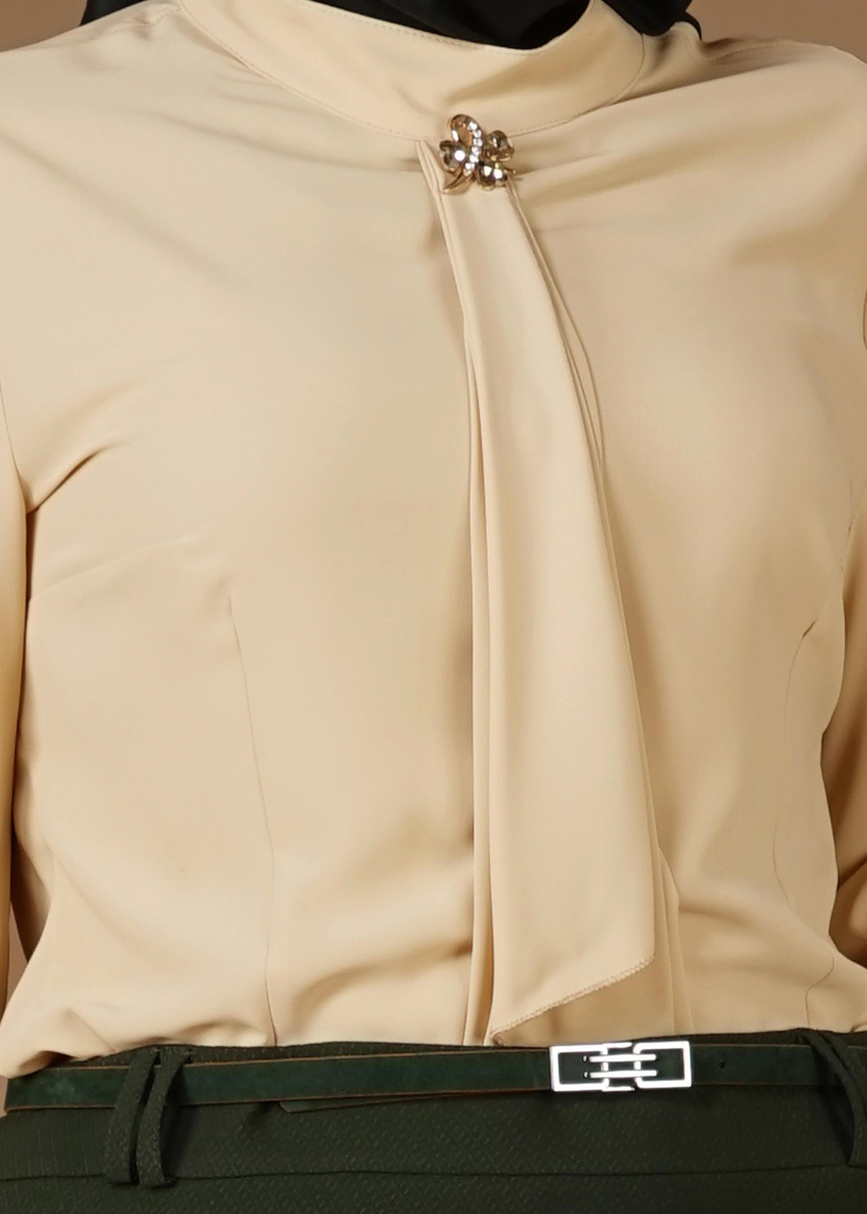 Hijab clothing BEIGE TIE-COLLAR BLOUSE 2610 
