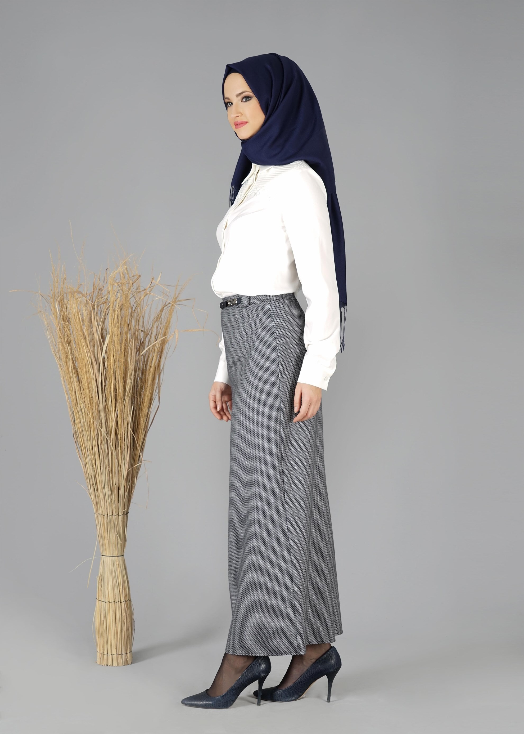 Tesettür giyim BEYAZ 4715 BLUZ