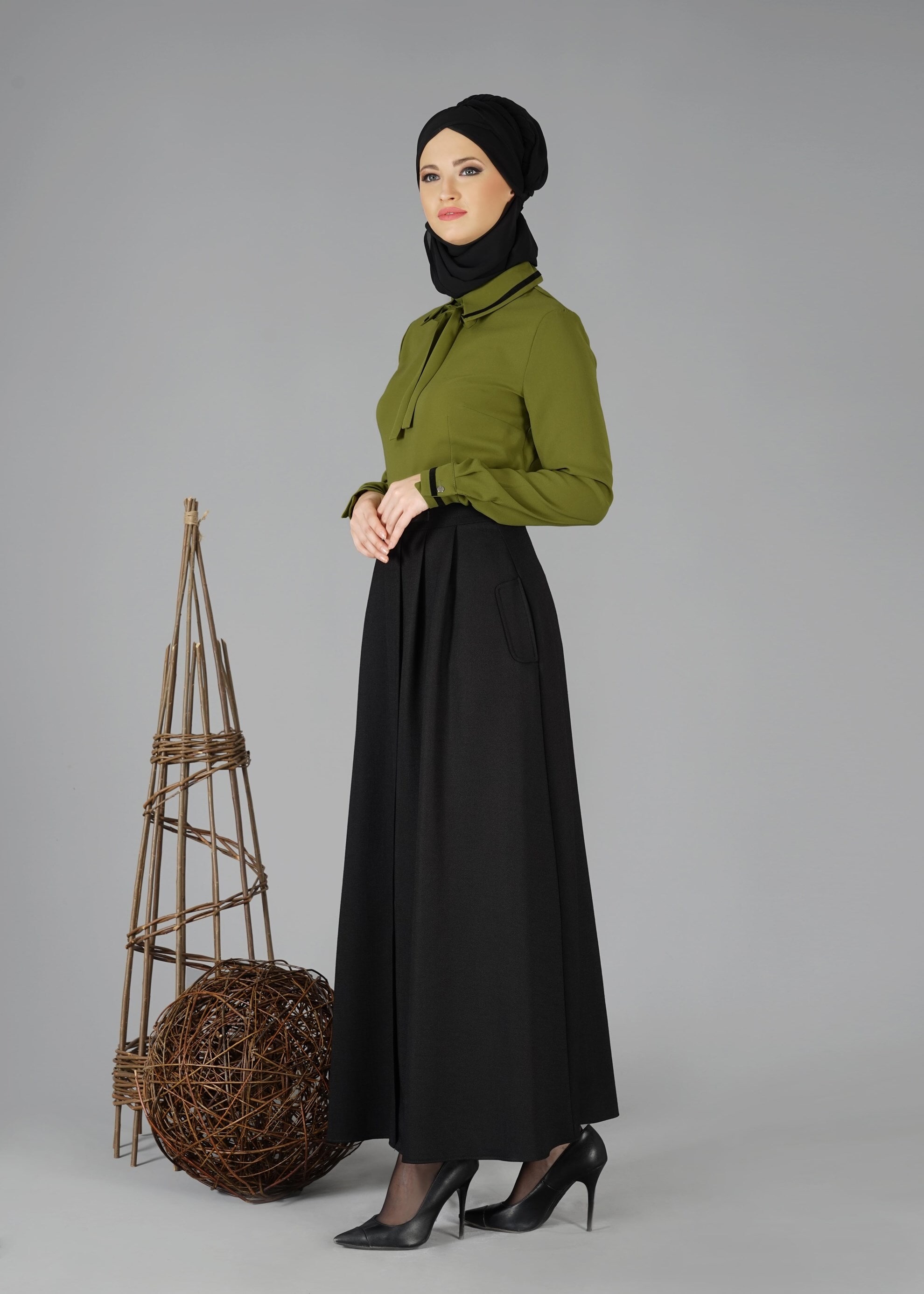 Tesettür giyim YEŞİL YAKASI BAĞLAMALI BLUZ 4720 