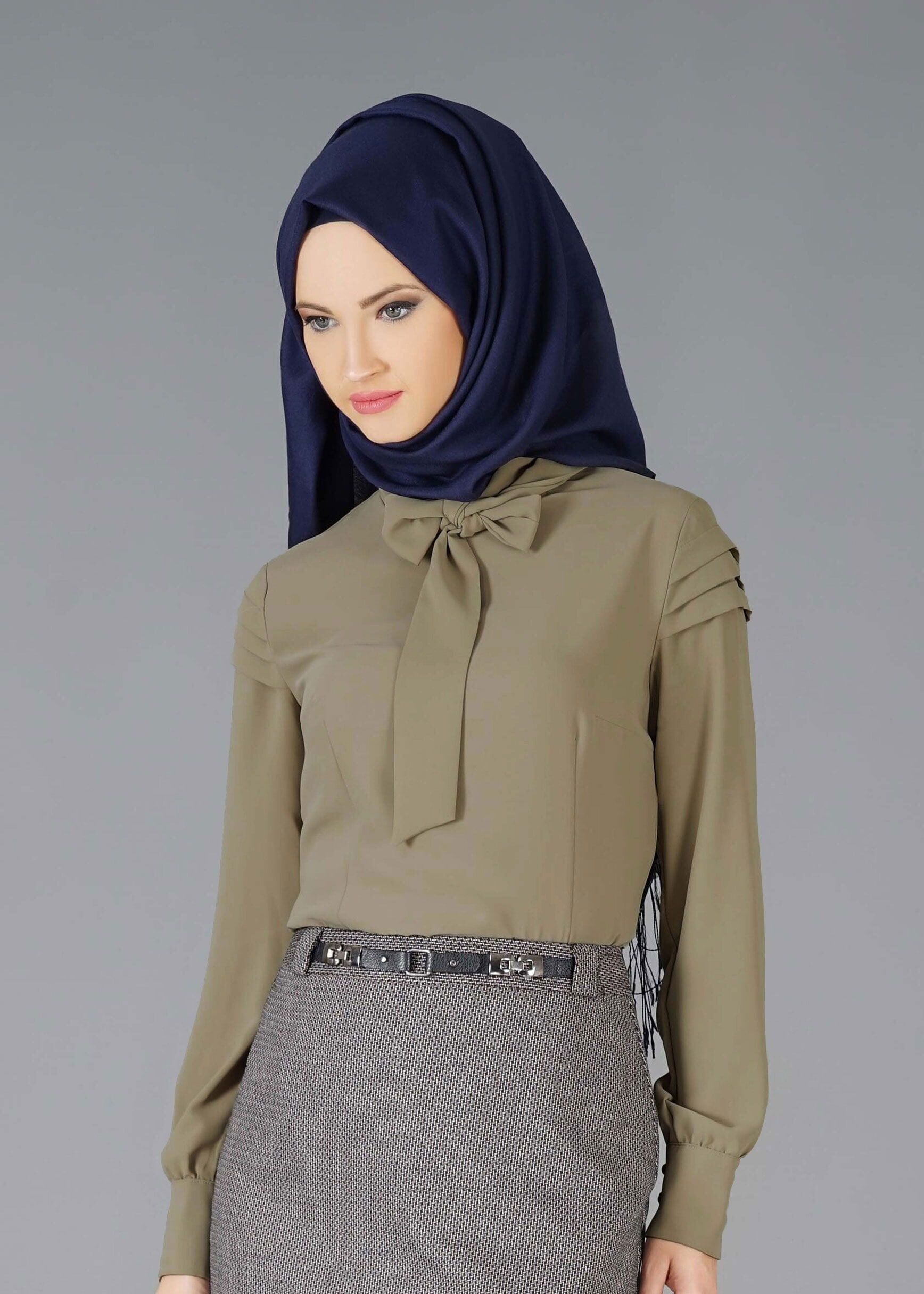 Tesettür giyim HAKİ 4760 BLUZ