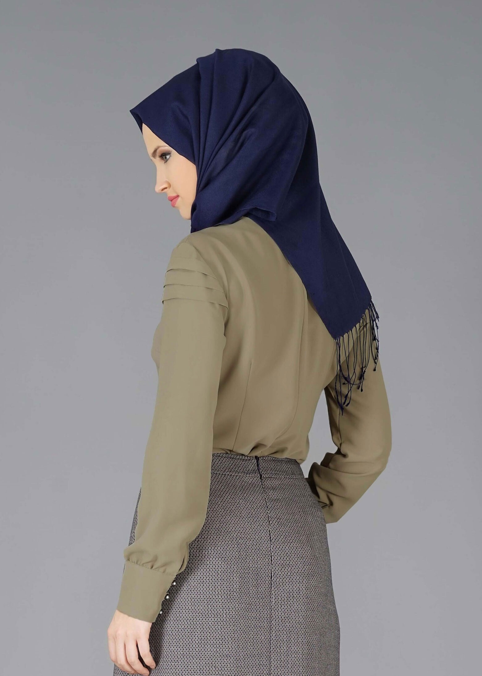 Tesettür giyim HAKİ 4760 BLUZ