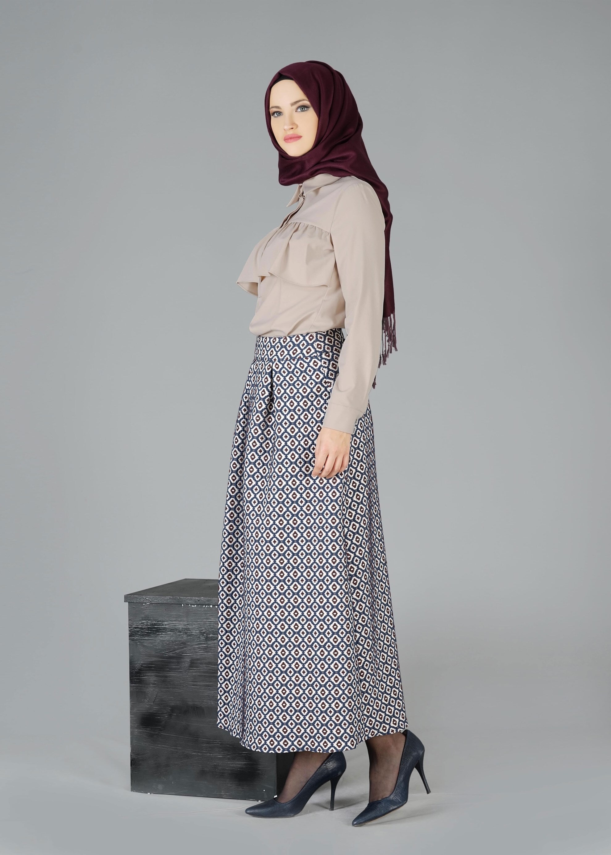 Tesettür giyim BEJ VOLAN DETAYLI BLUZ 4783 