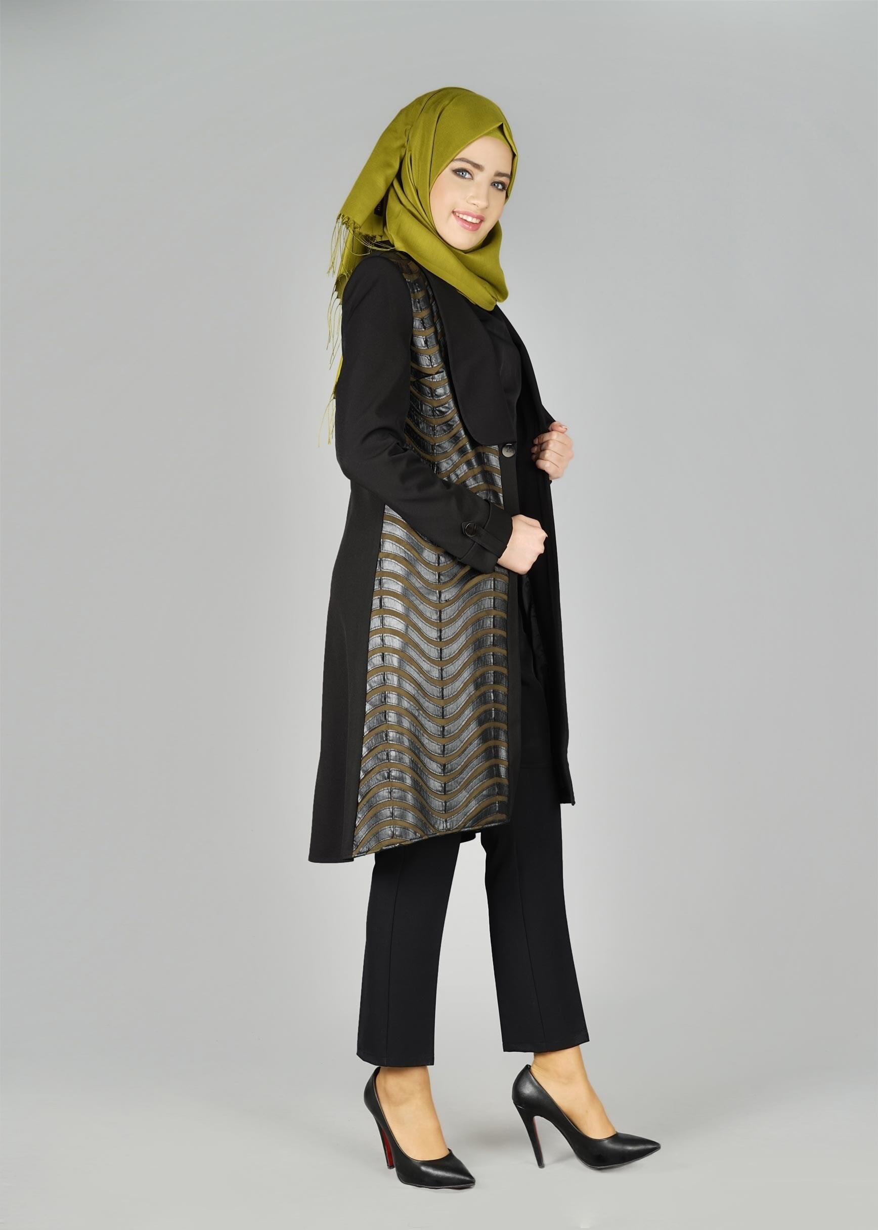 Tesettür giyim SİYAH DALGALI DESENLİ CEKET 4019