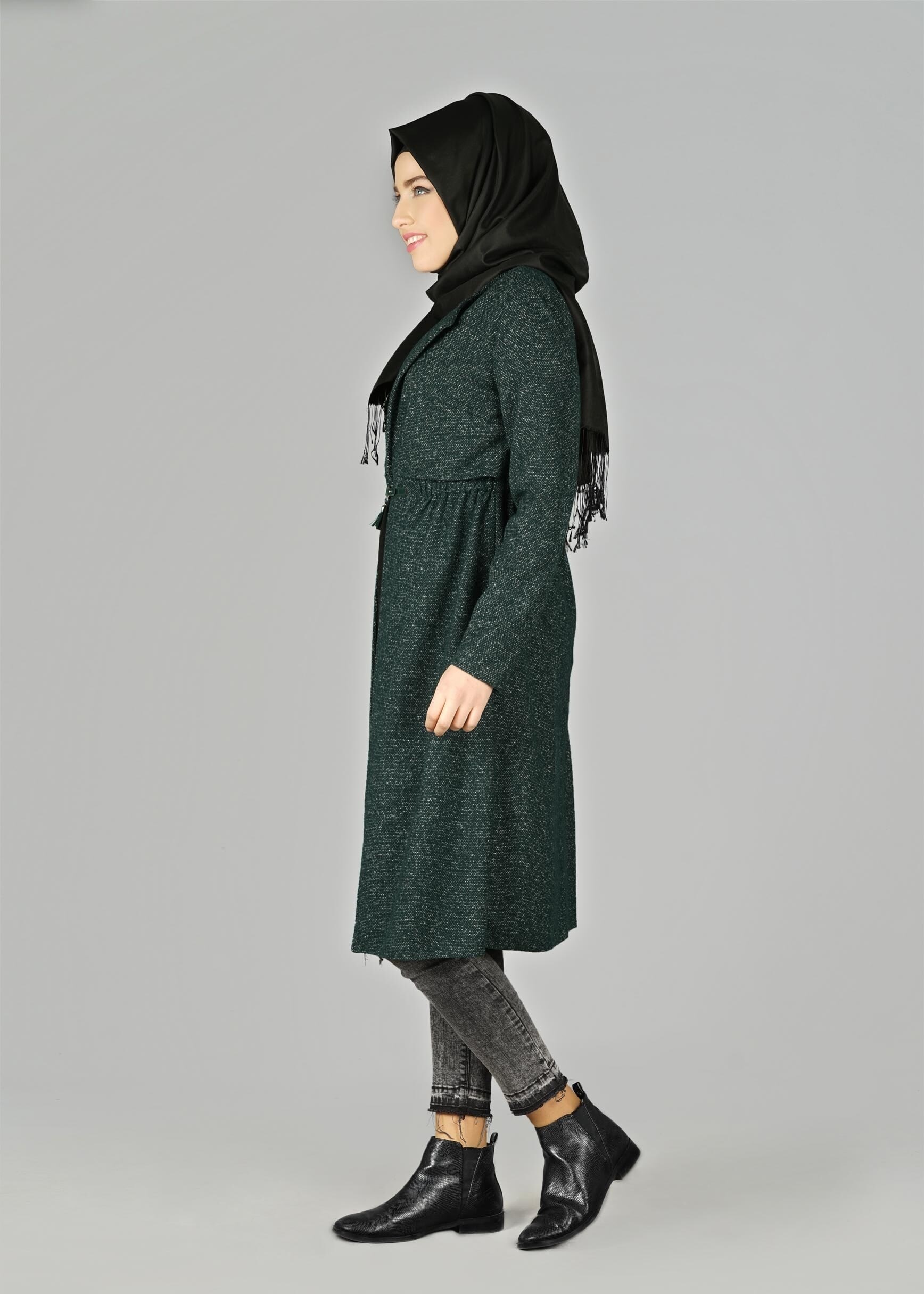 Tesettür giyim YEŞİL BELİ BÜZGÜLÜ CEKET 4064