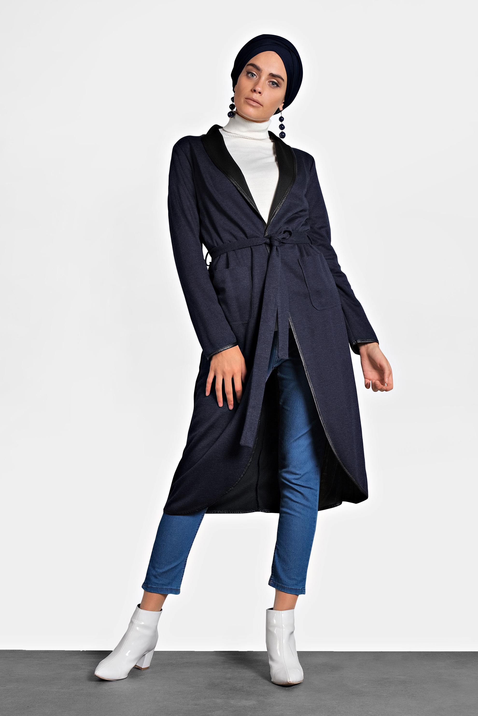 Tesettür giyim LACİVERT BELİ KUŞAKLI DERİ BİYE DETAYLI CEKET 4754 