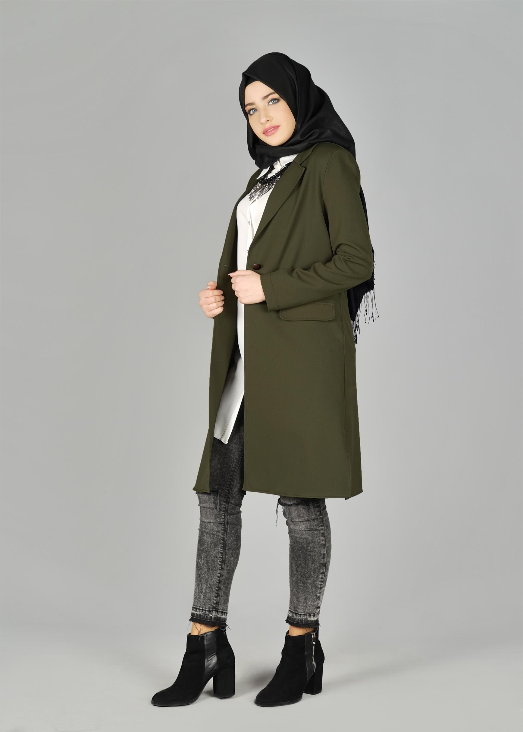 Tesettür giyim HAKİ CEP DETAYLI KLASİK CEKET 4896