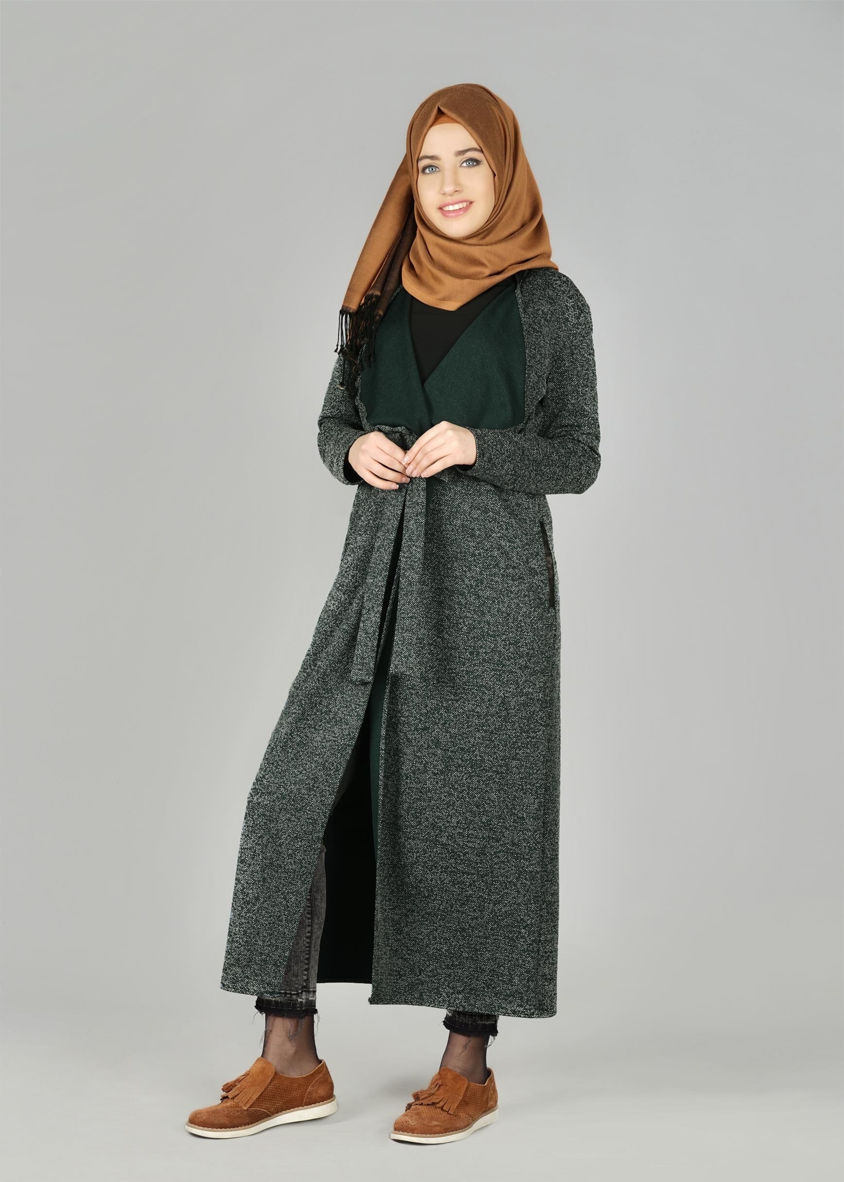 Tesettür giyim YEŞİL KUŞAKLI CEPLİ CEKET 4933