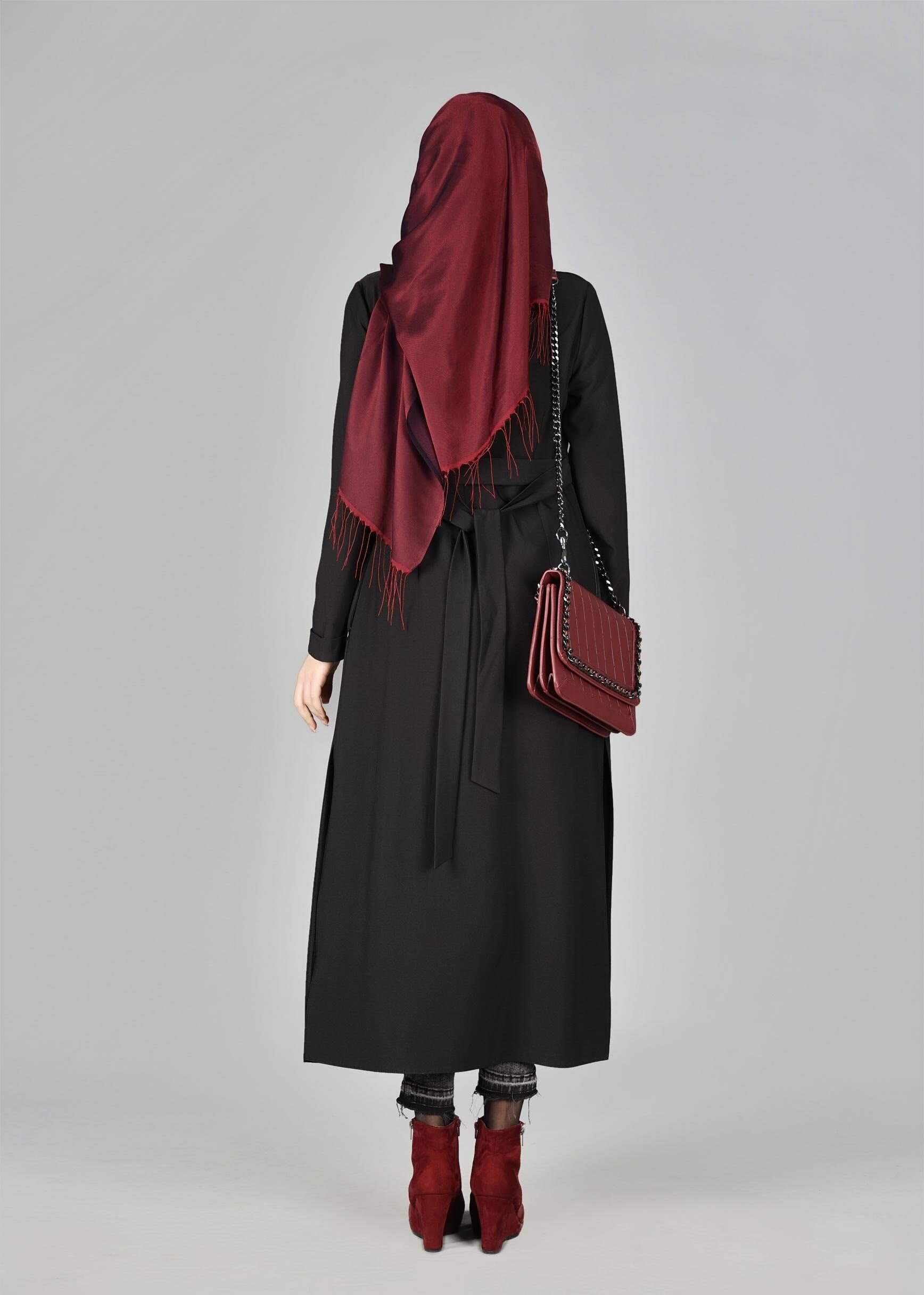 Tesettür giyim SİYAH YIRTMAÇ DETAYLI KUŞAKLI CEKET 4934