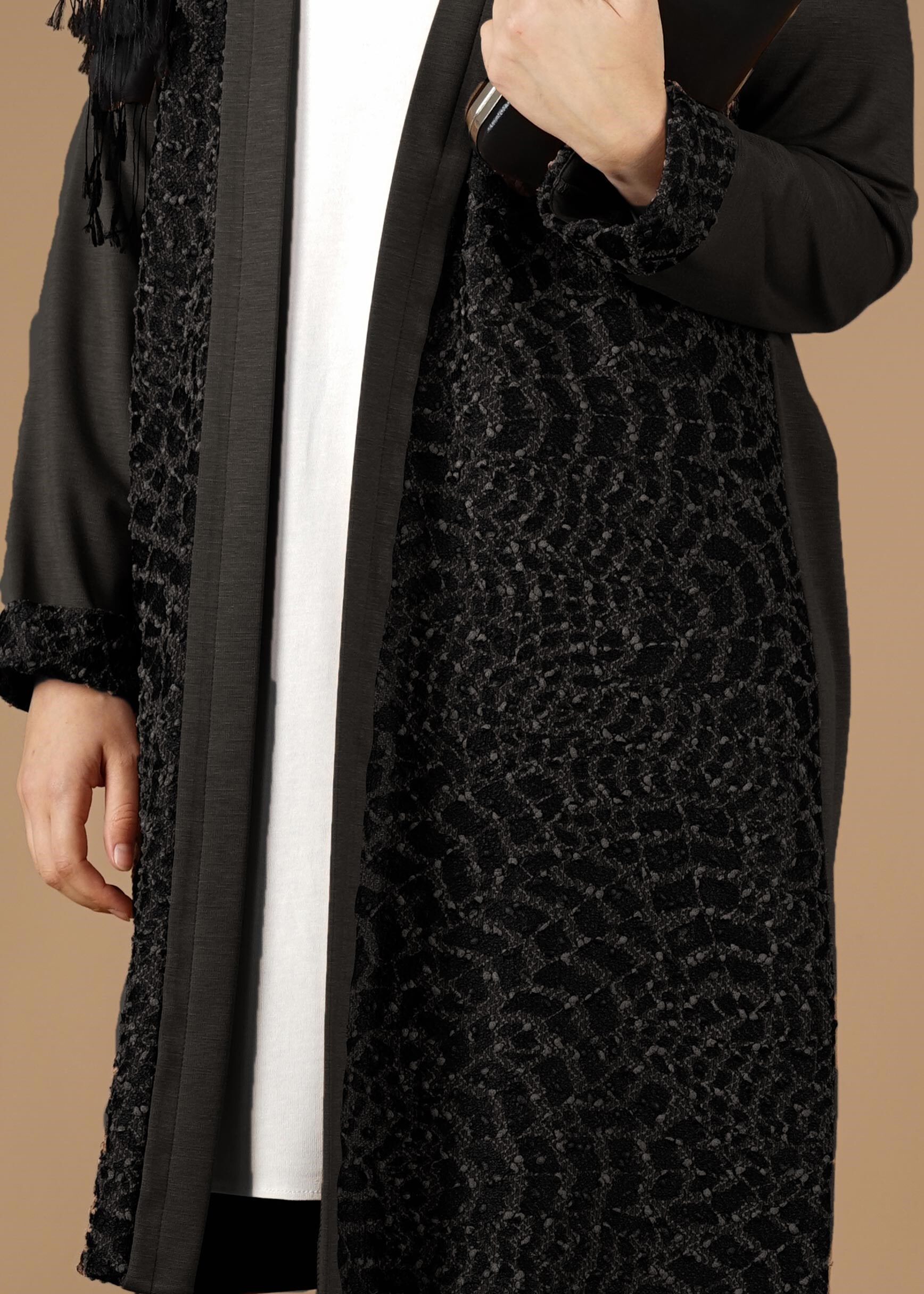 Tesettür giyim SİYAH ESKİTME DESENLİ CEKET 4947