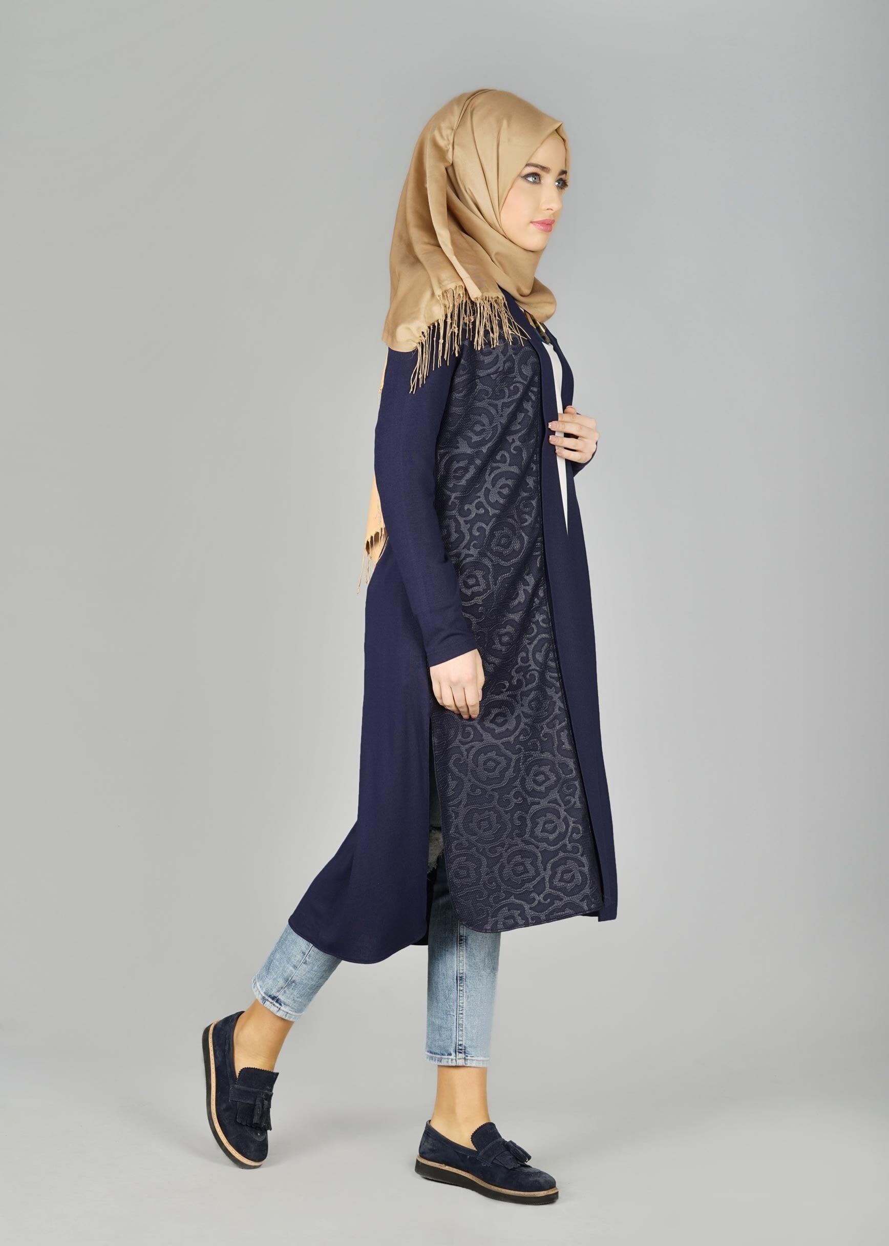 Tesettür giyim LACİVERT DESENLİ HIRKA 4952