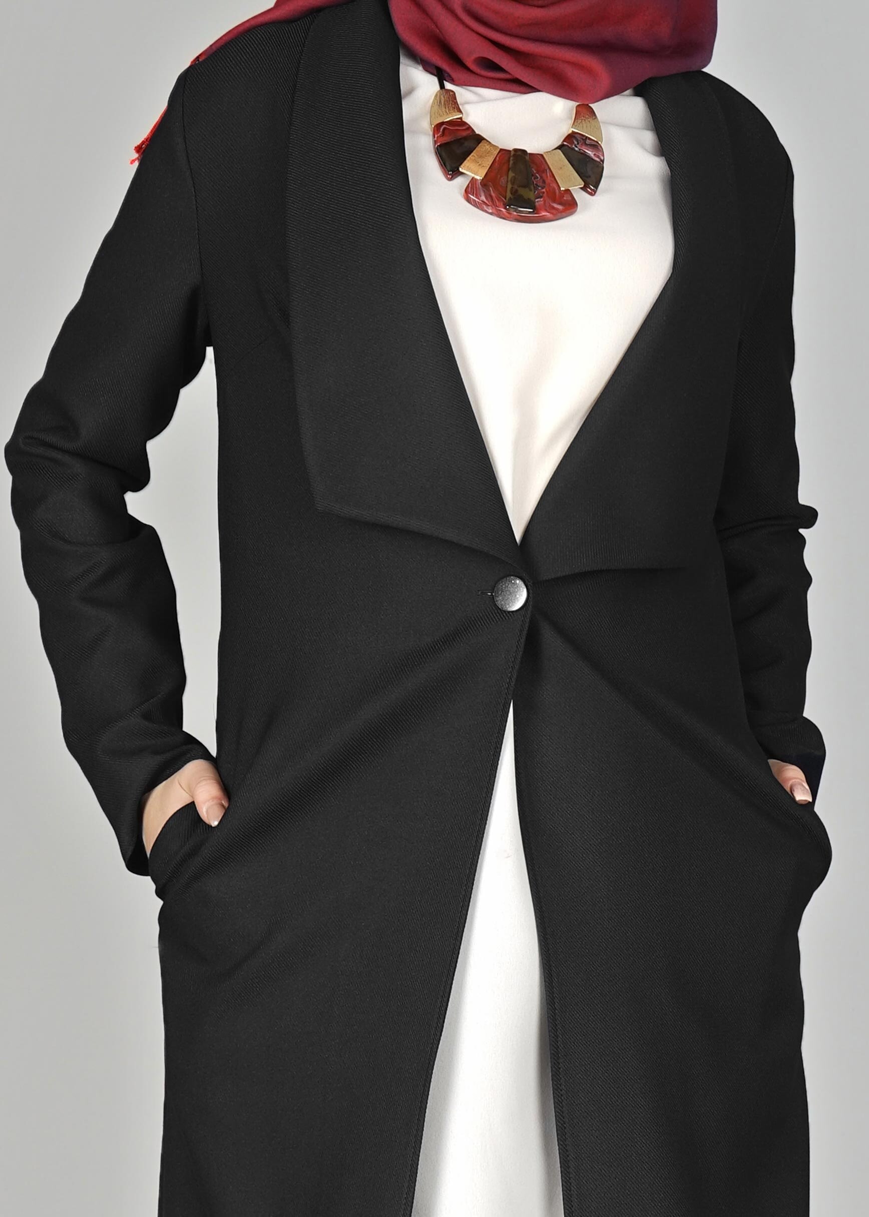 Tesettür giyim SİYAH GENİŞ YAKA DÜĞMELİ CEKET 4953