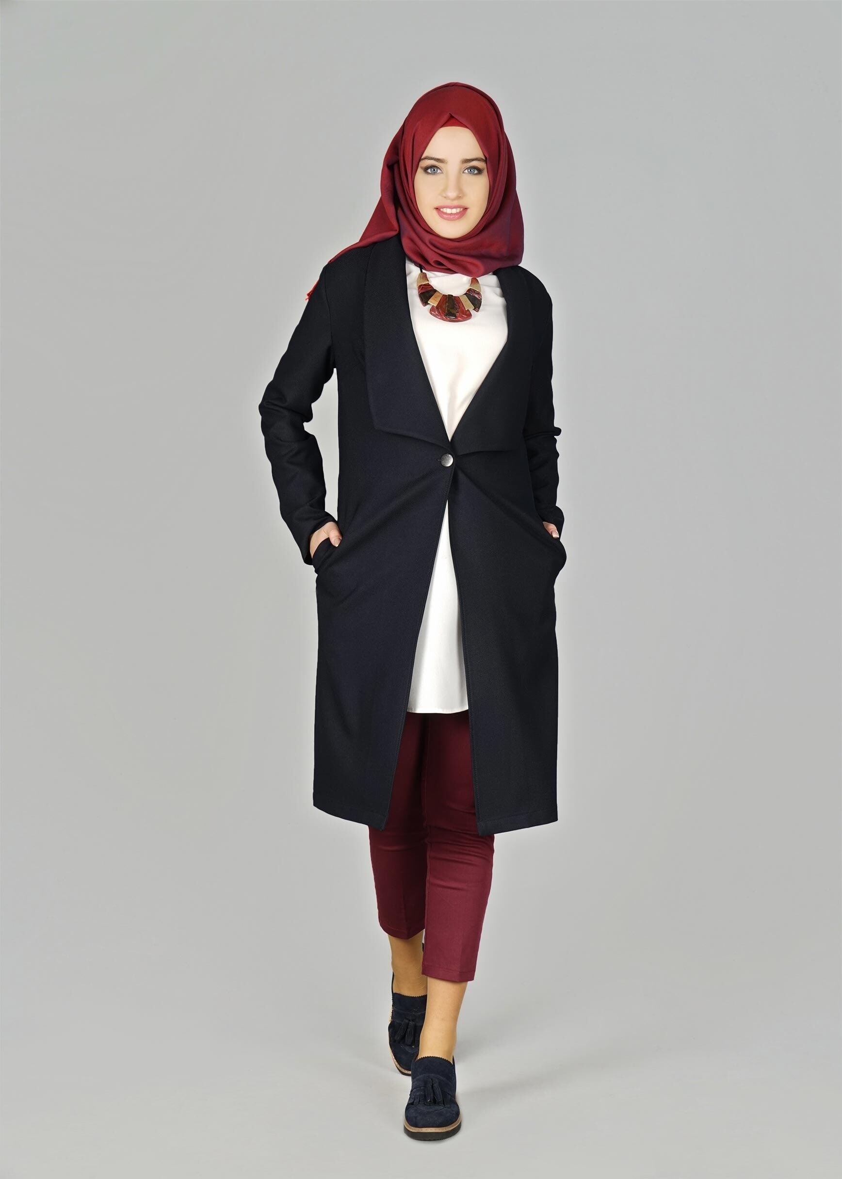 Tesettür giyim LACİVERT GENİŞ YAKA DÜĞMELİ CEKET 4953