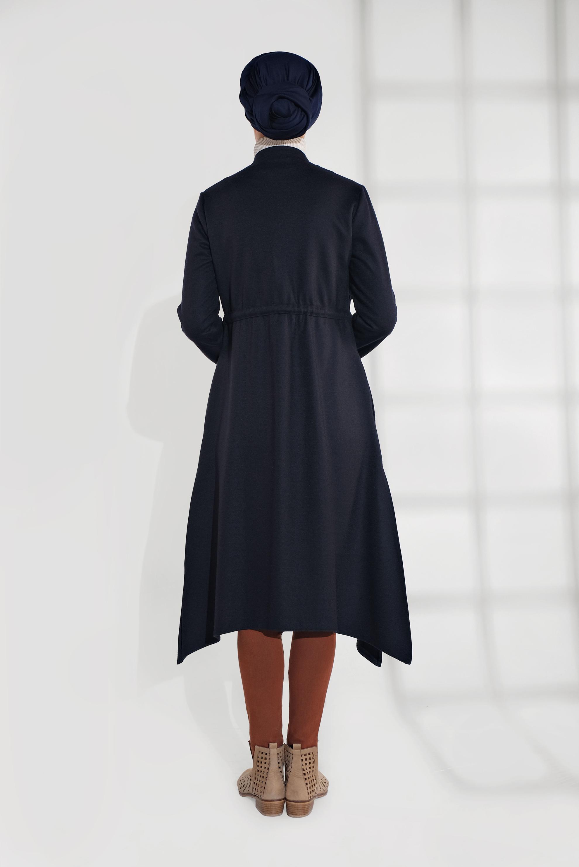 Tesettür giyim LACİVERT BELİ BAĞCIKLI KEÇE CEKET 4975 