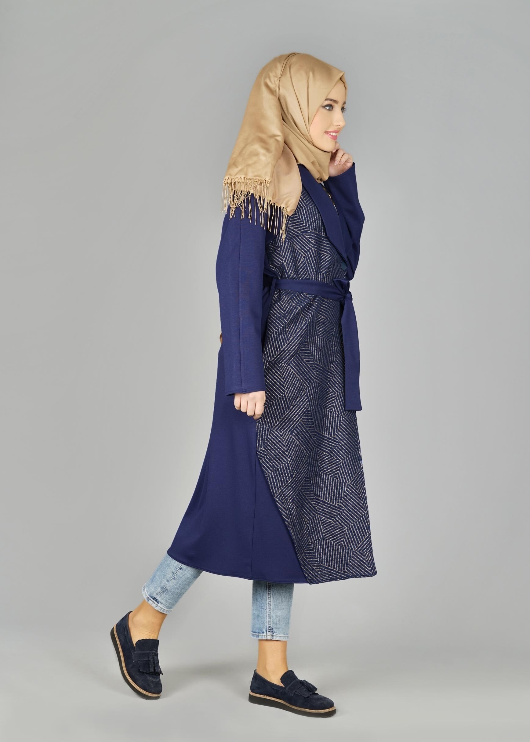 Tesettür giyim LACİVERT BELİ KUŞAKLI CEKET 4996