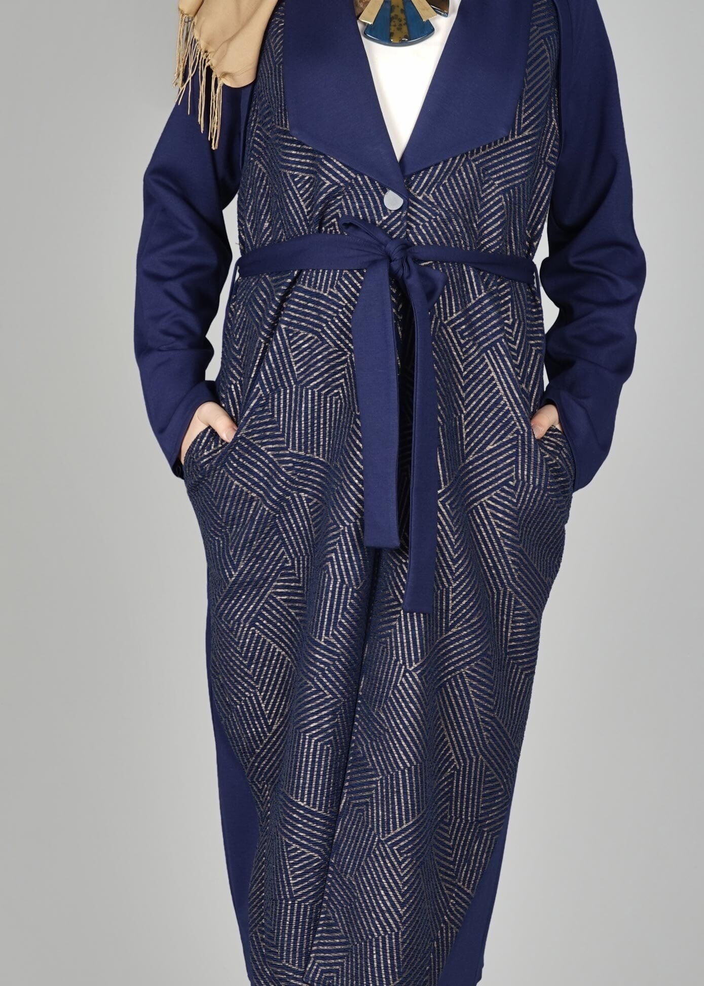 Tesettür giyim LACİVERT BELİ KUŞAKLI CEKET 4996