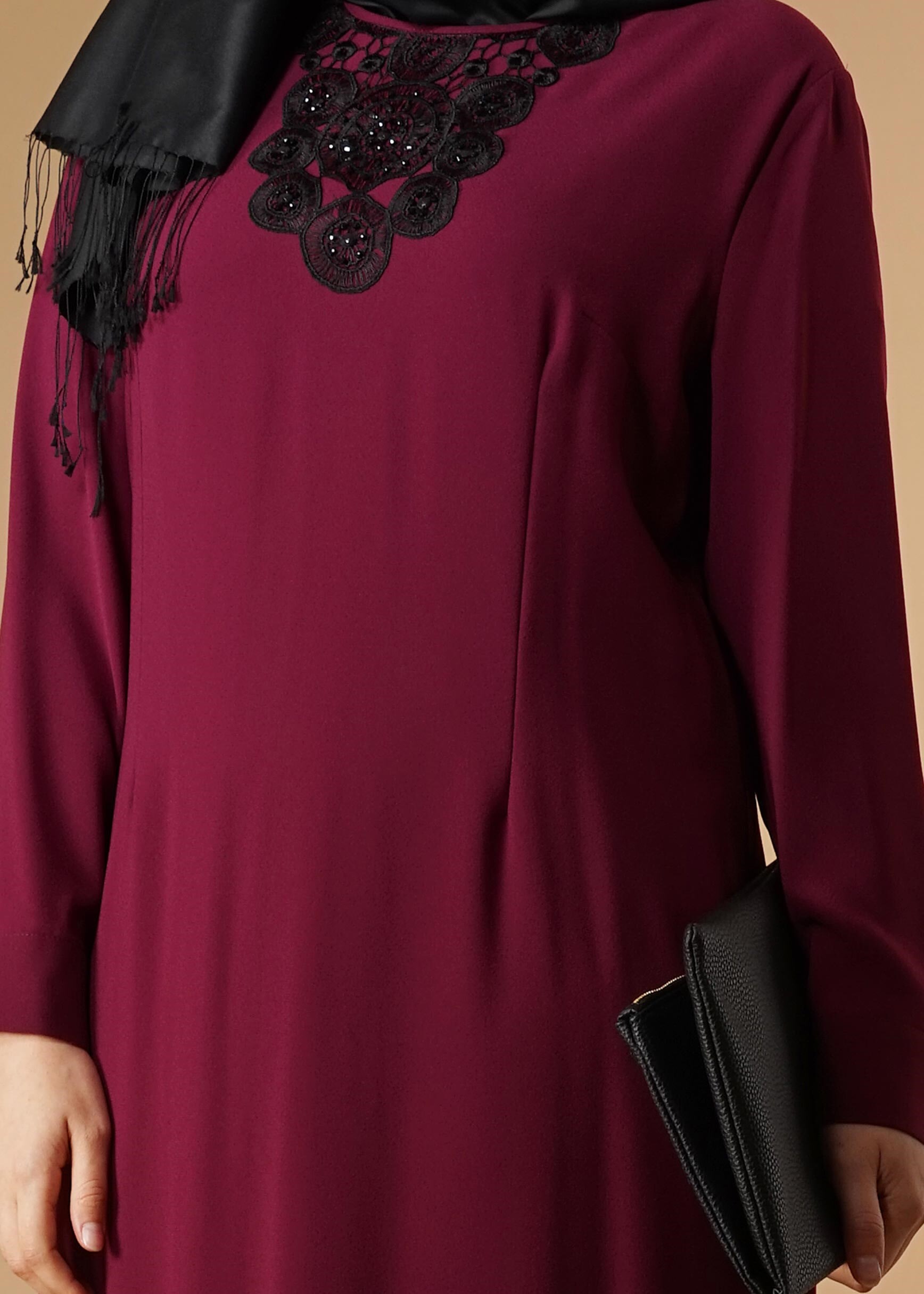 Vêtements hijab POURPRE ROBE À DÉTAILS BRODÉS 2619