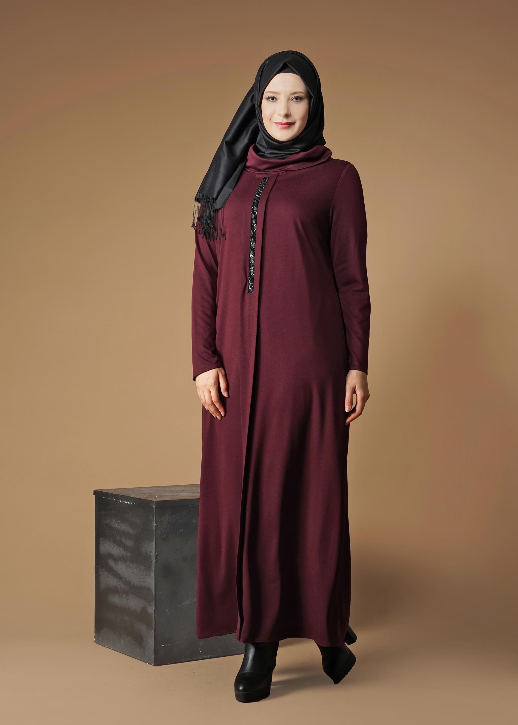 Tesettür giyim BORDO TAŞ DETAYLI ELBİSE 2645 