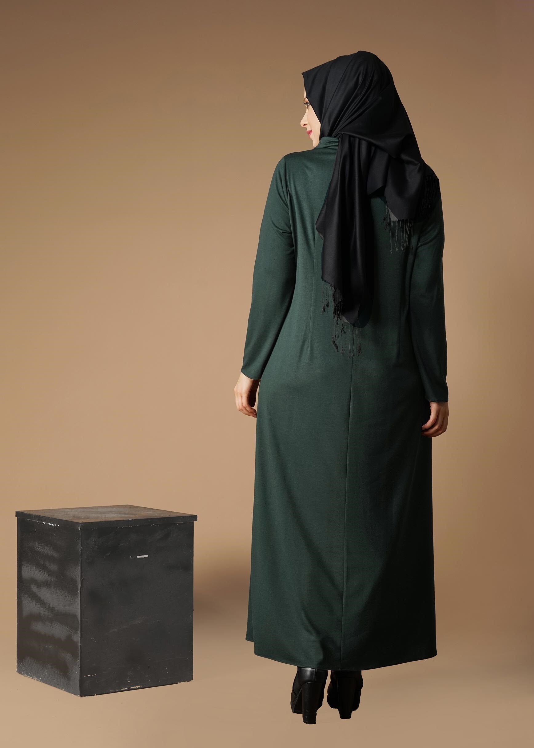 Tesettür giyim YEŞİL TAŞ DETAYLI ELBİSE 2645 