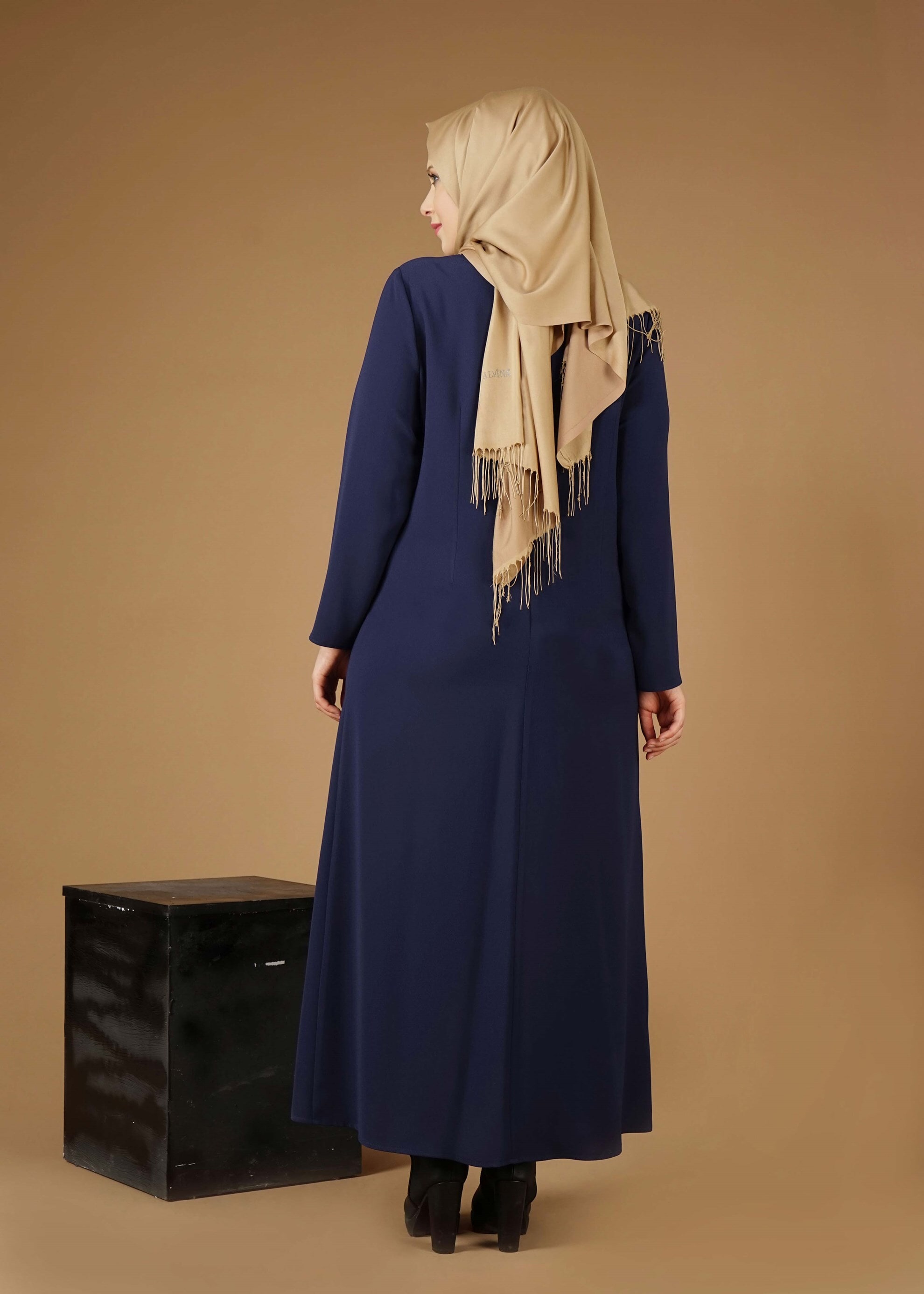 Tesettür giyim LACİVERT TAŞ İŞLEMELİ ELBİSE 2646 